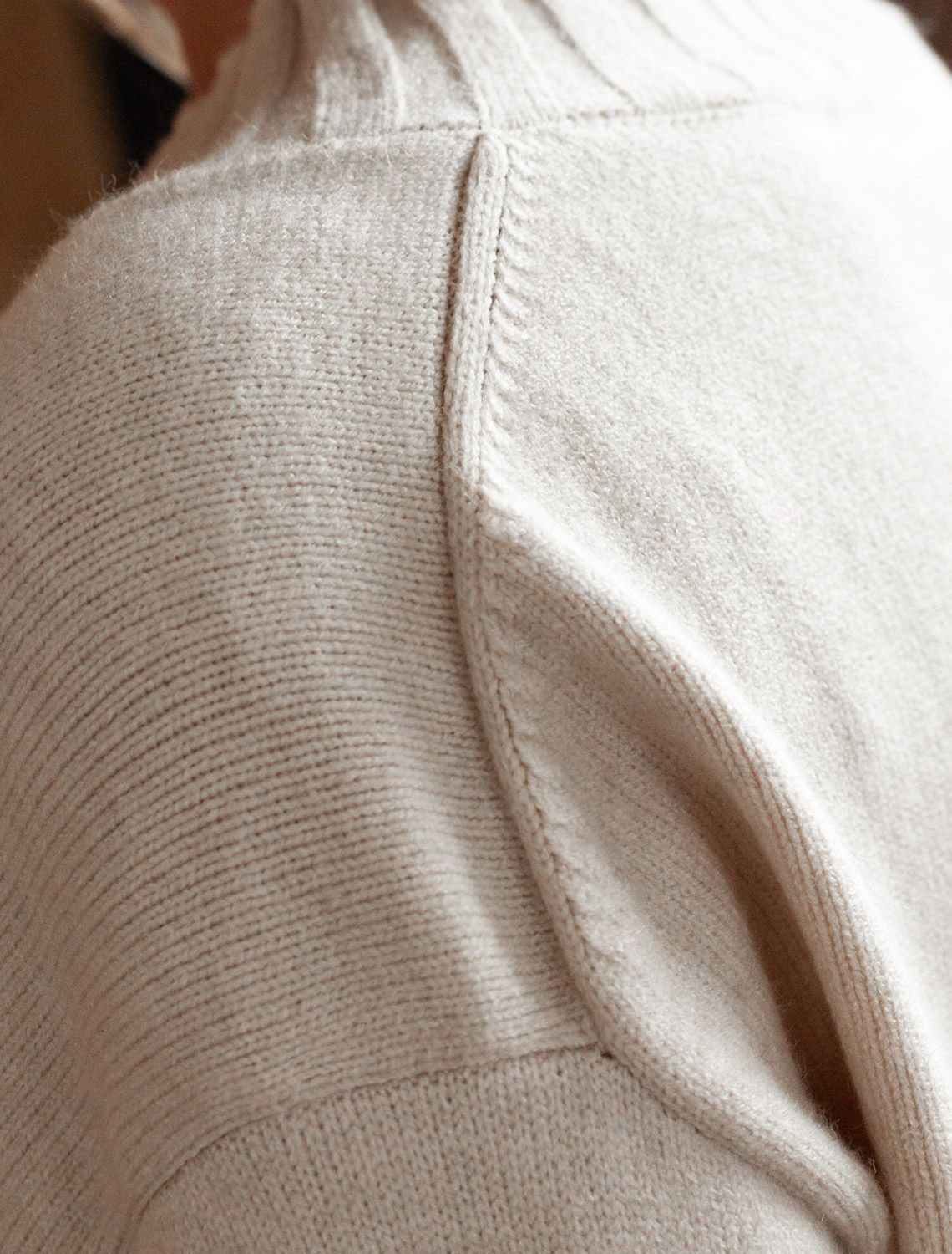 картинка Джемпер женский овсяный меланж от магазина Одежда+