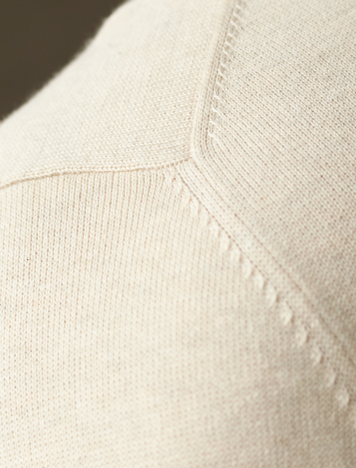 картинка Свитер мужской бежевый меланж магазин Одежда+ являющийся официальным дистрибьютором в России 