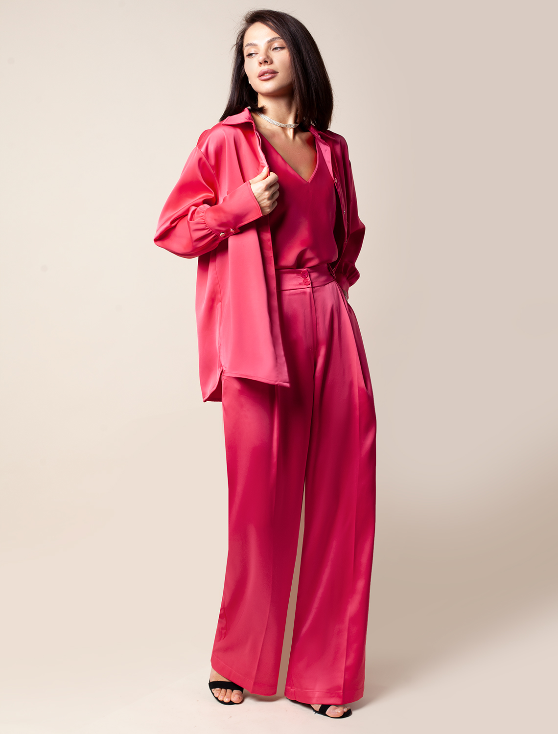 картинка Брюки женские viva magenta от магазина Одежда+