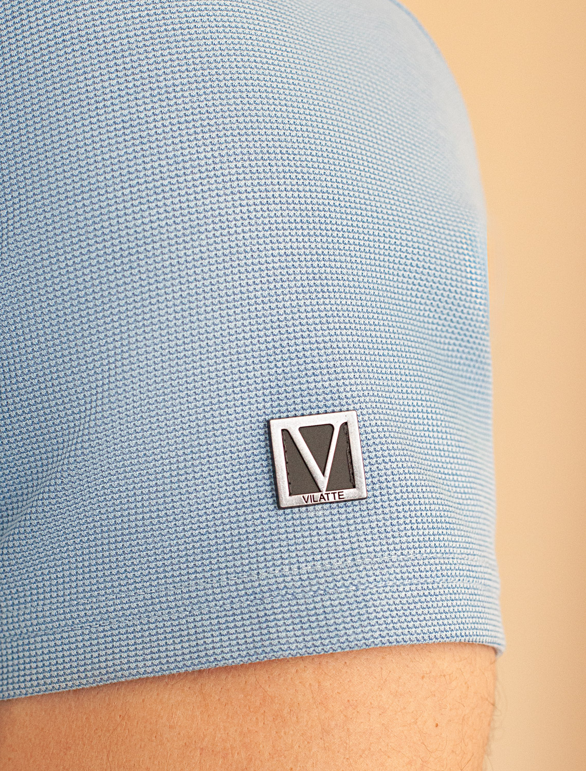 картинка Футболка мужская голубой от магазина Одежда+