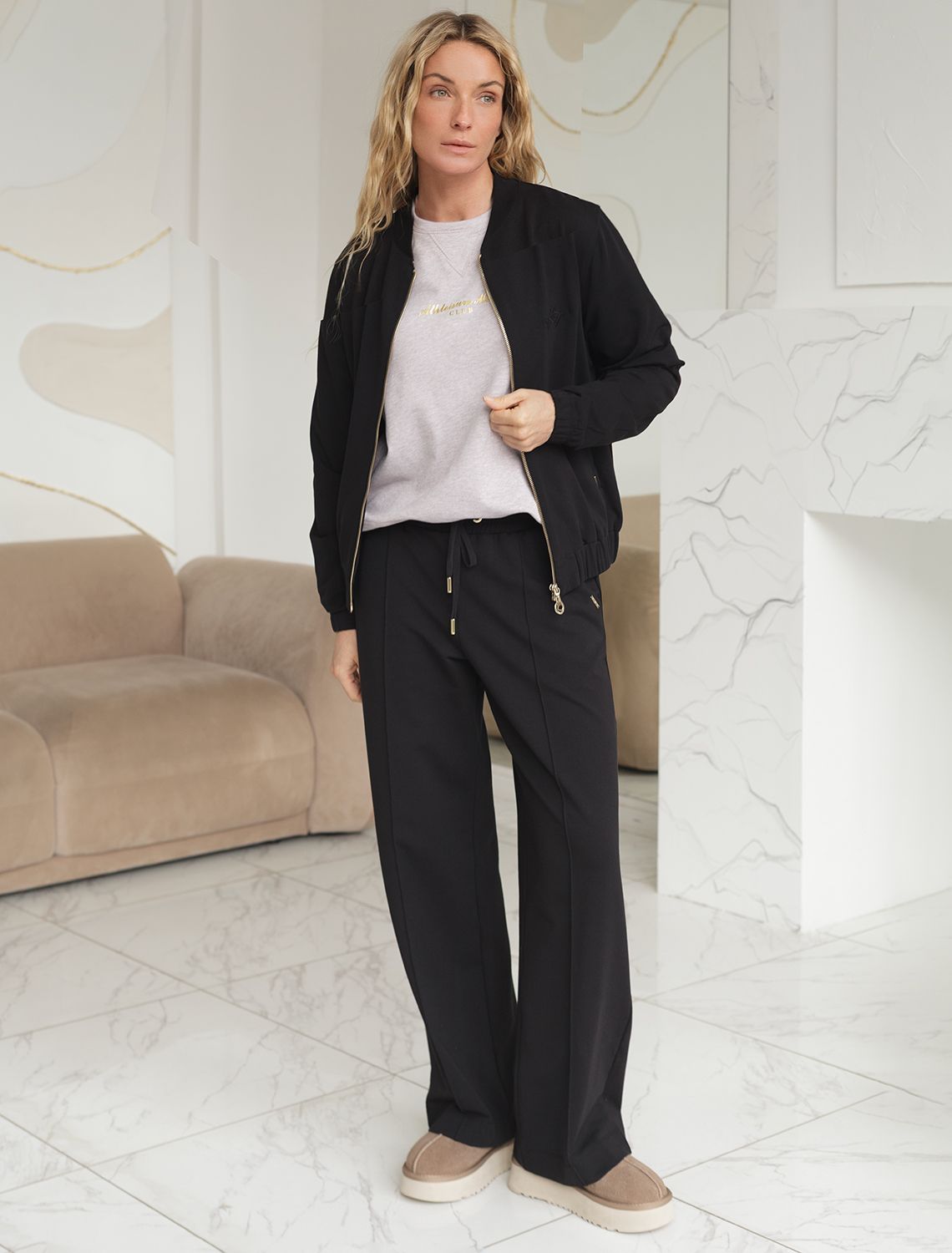 картинка Брюки женские черный магазин Одежда+ являющийся официальным дистрибьютором в России 