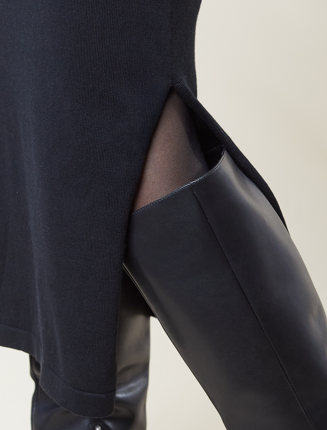 картинка Платье вязаное женское черный от магазина Одежда+