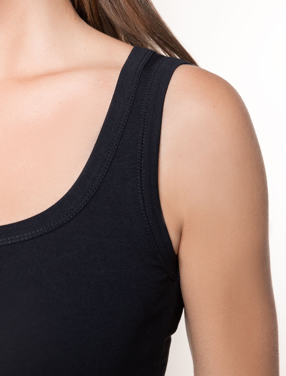 картинка Топ женский черный магазин Одежда+ являющийся официальным дистрибьютором в России 