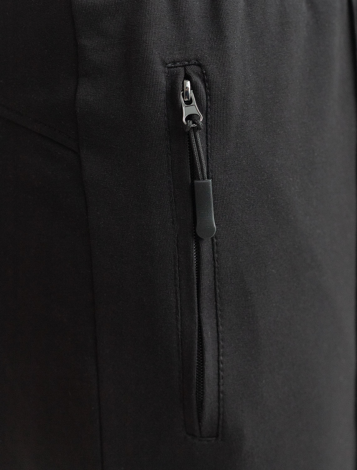 картинка Брюки мужские черный магазин Одежда+ являющийся официальным дистрибьютором в России 