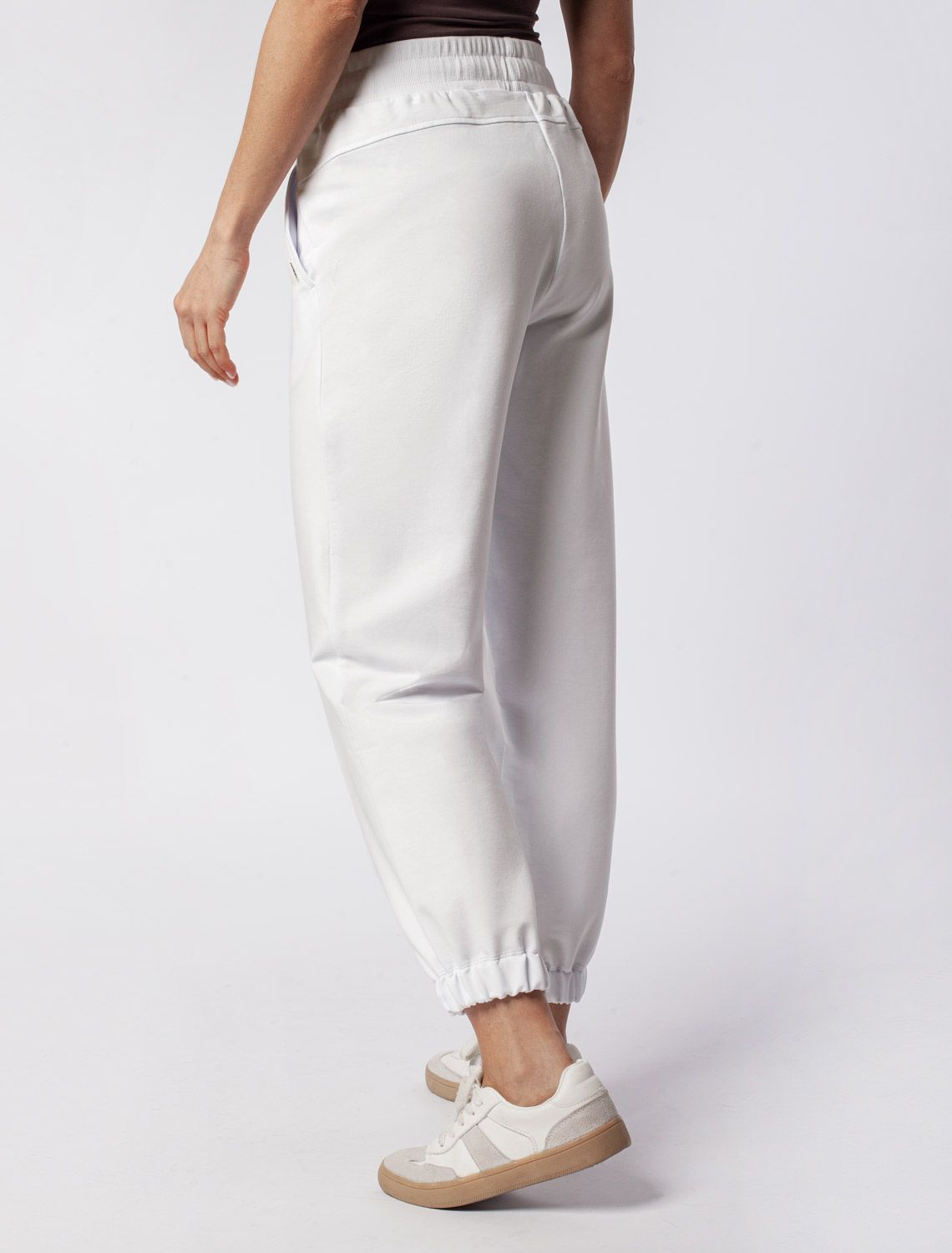 картинка Брюки женские белый от магазина Одежда+