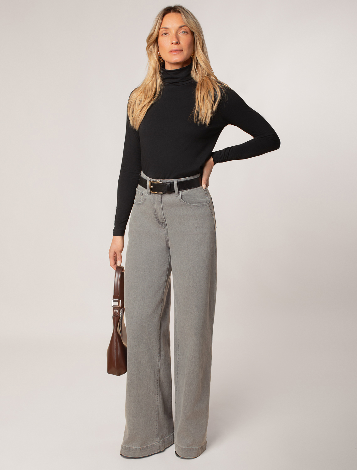 картинка Джемпер женский черный от магазина Одежда+