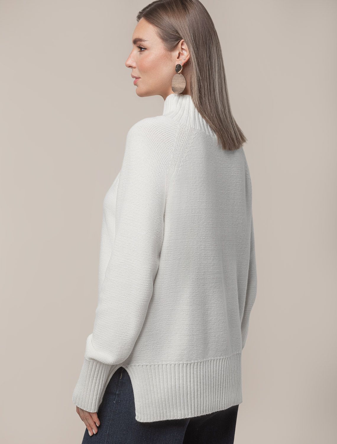 картинка Свитер женский натуральный_белый от магазина Одежда+