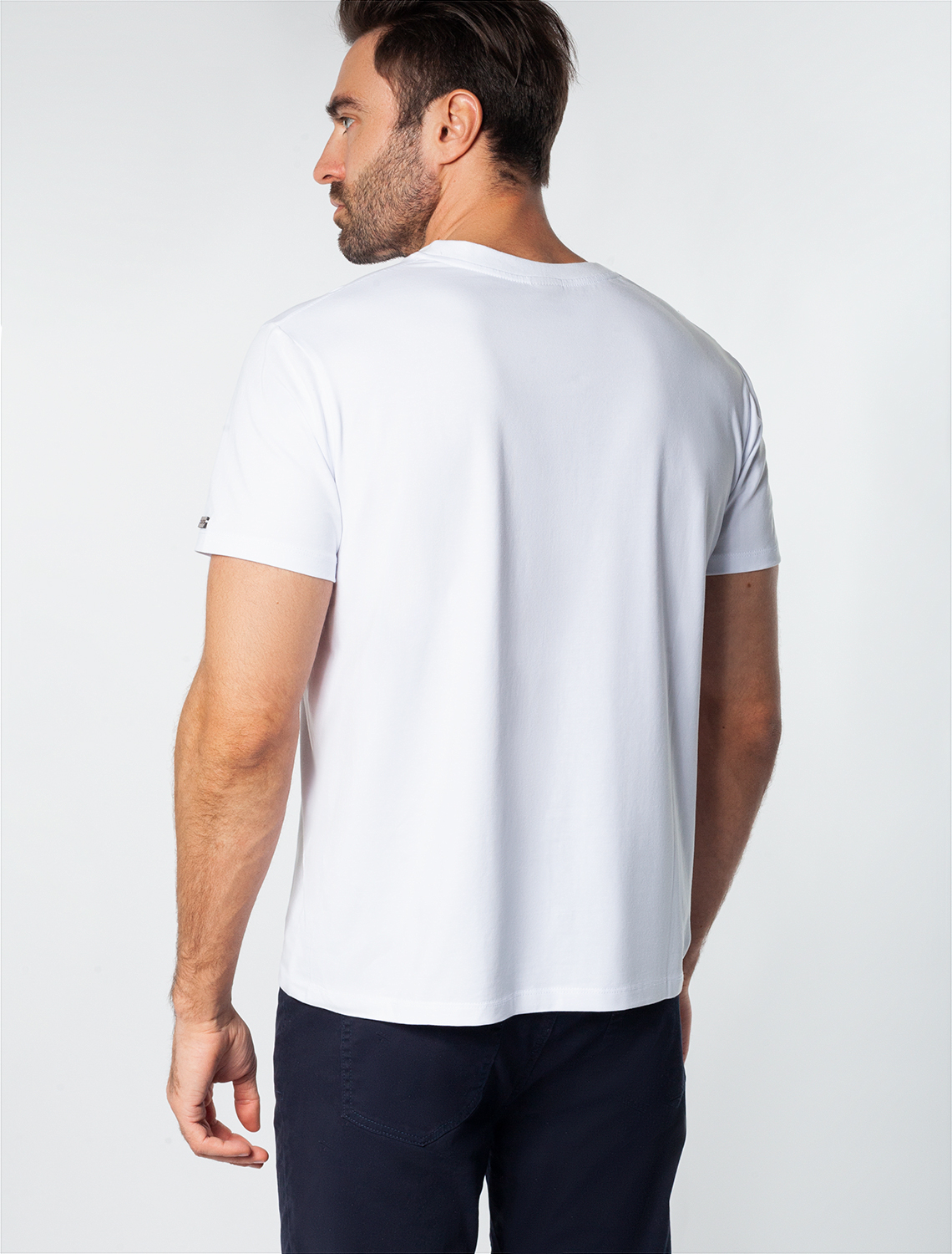 картинка Футболка мужская белый_athletic от магазина Одежда+