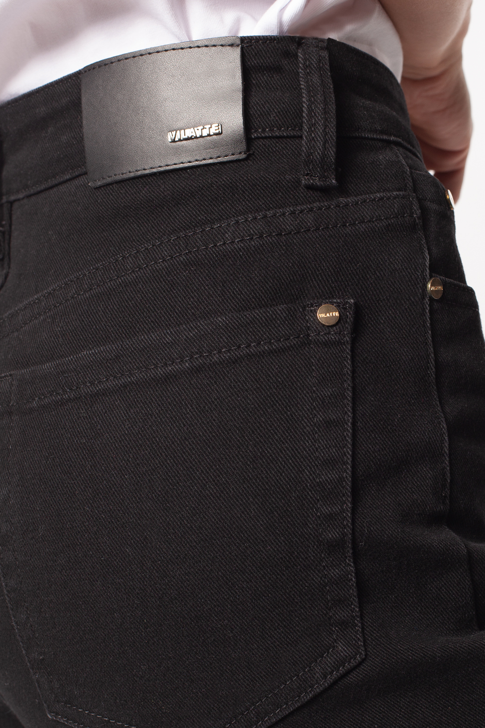 картинка Джинсы женские черный от магазина Одежда+