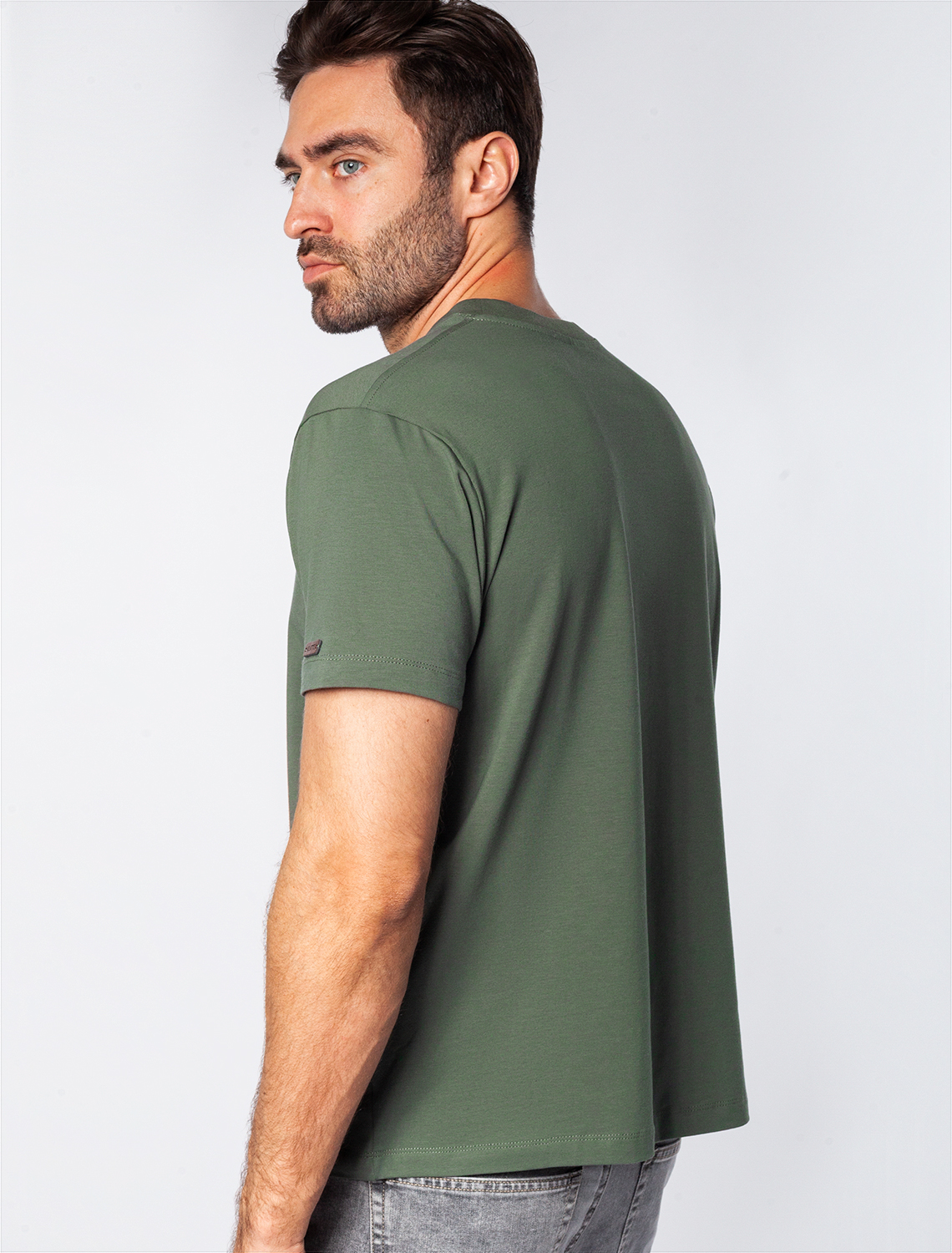 картинка Футболка мужская т.оливковый_athletic от магазина Одежда+