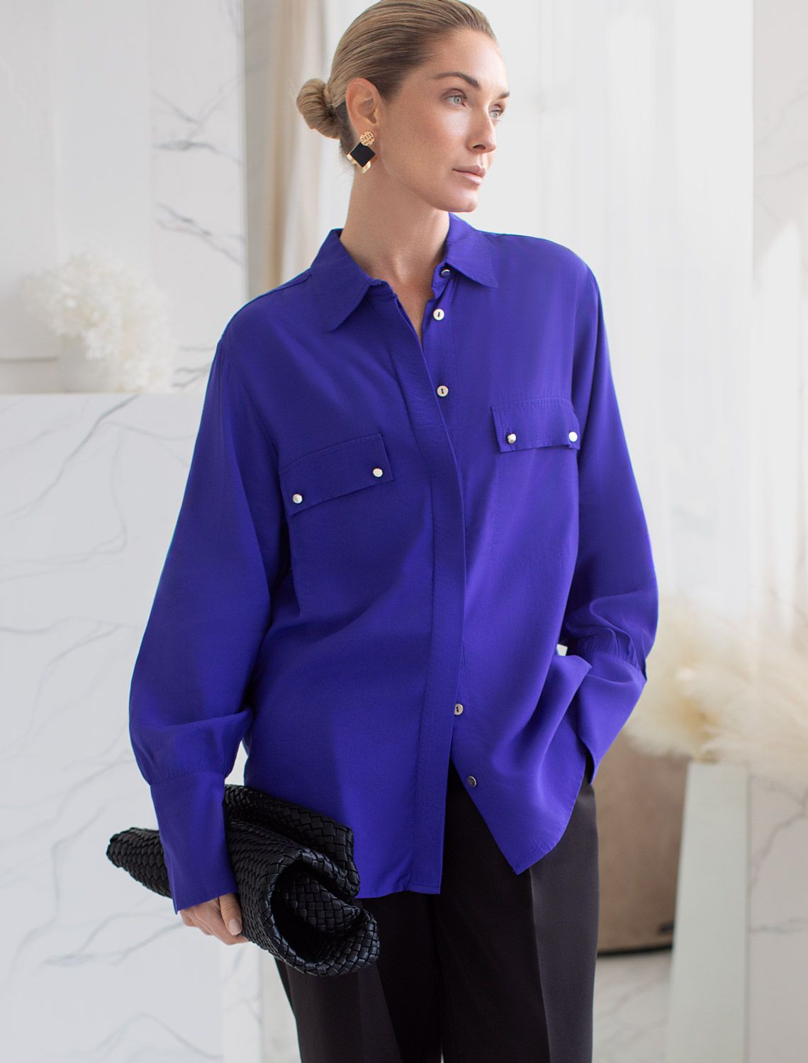 картинка Блузка женская ультрамарин магазин Одежда+ являющийся официальным дистрибьютором в России 