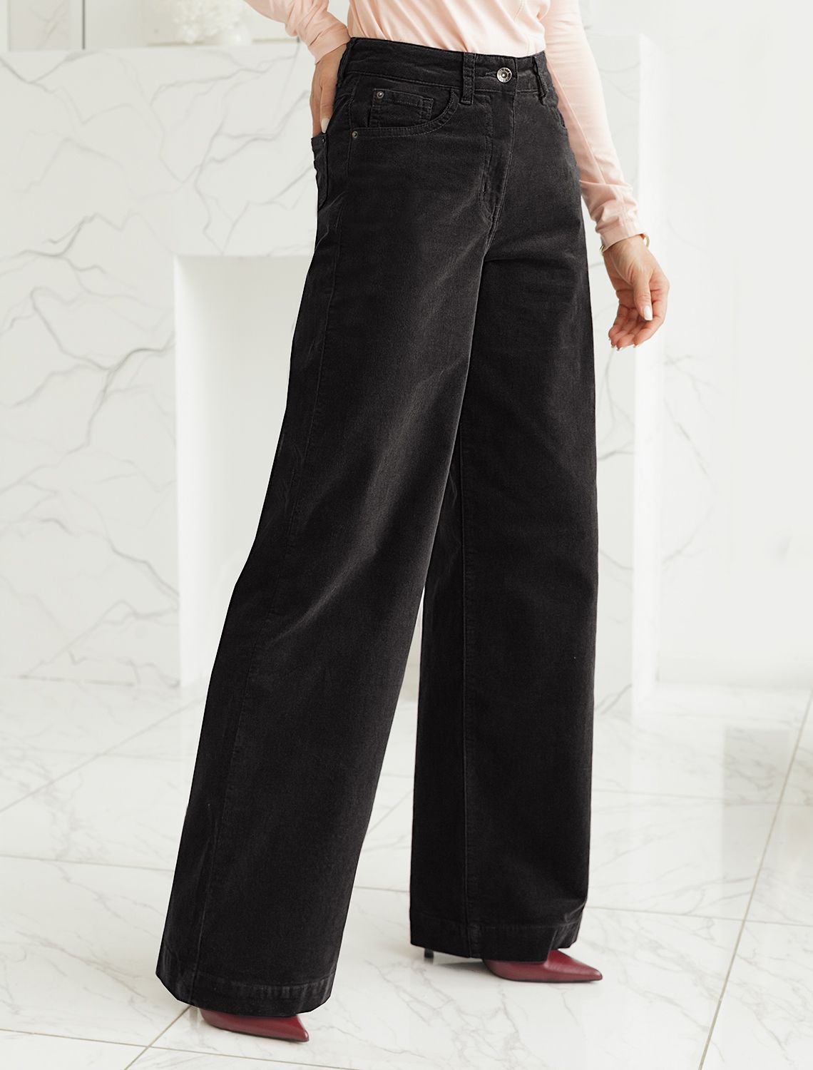 картинка Брюки женские черный магазин Одежда+ являющийся официальным дистрибьютором в России 