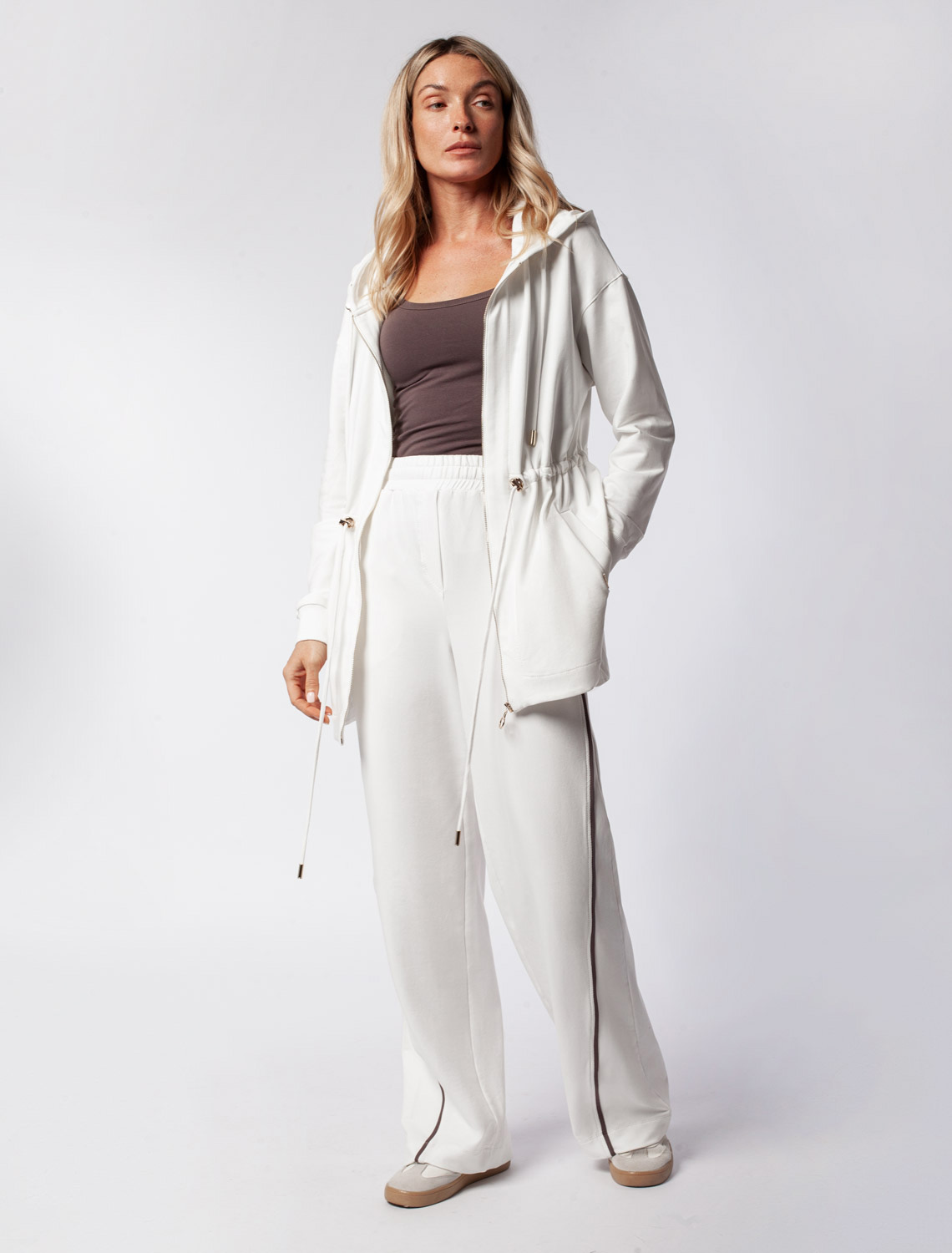 картинка Джемпер женский белый от магазина Одежда+