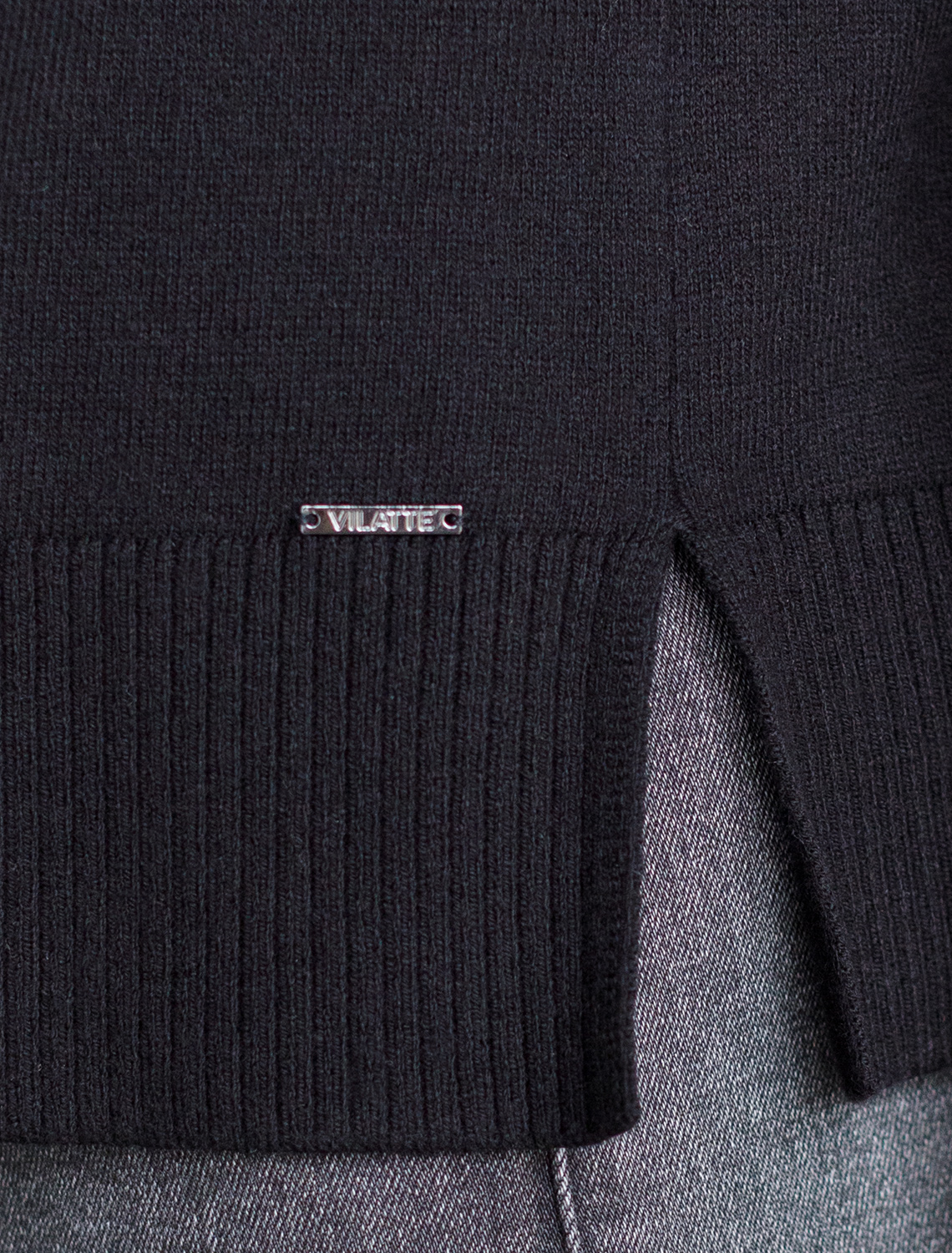 картинка Свитер женский черный магазин Одежда+ являющийся официальным дистрибьютором в России 