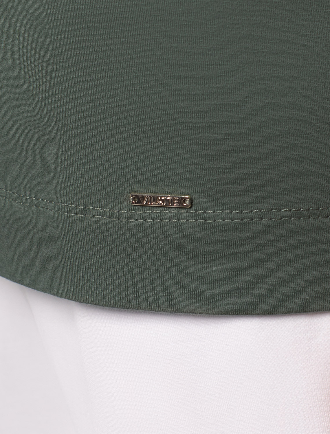 картинка Футболка женская т.оливковый_flower_market магазин Одежда+ являющийся официальным дистрибьютором в России 