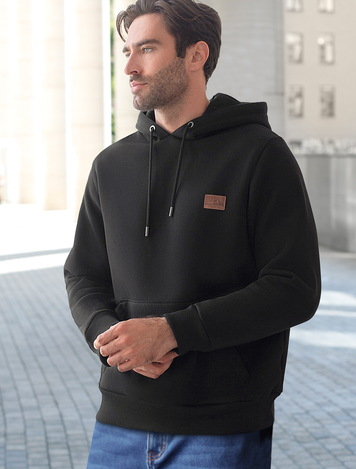 картинка Джемпер мужской черный магазин Одежда+ являющийся официальным дистрибьютором в России 