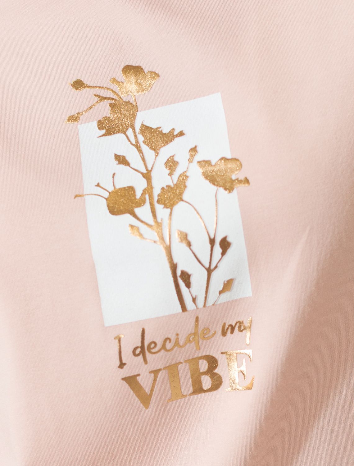 картинка Футболка женская пудра_vibe магазин Одежда+ являющийся официальным дистрибьютором в России 