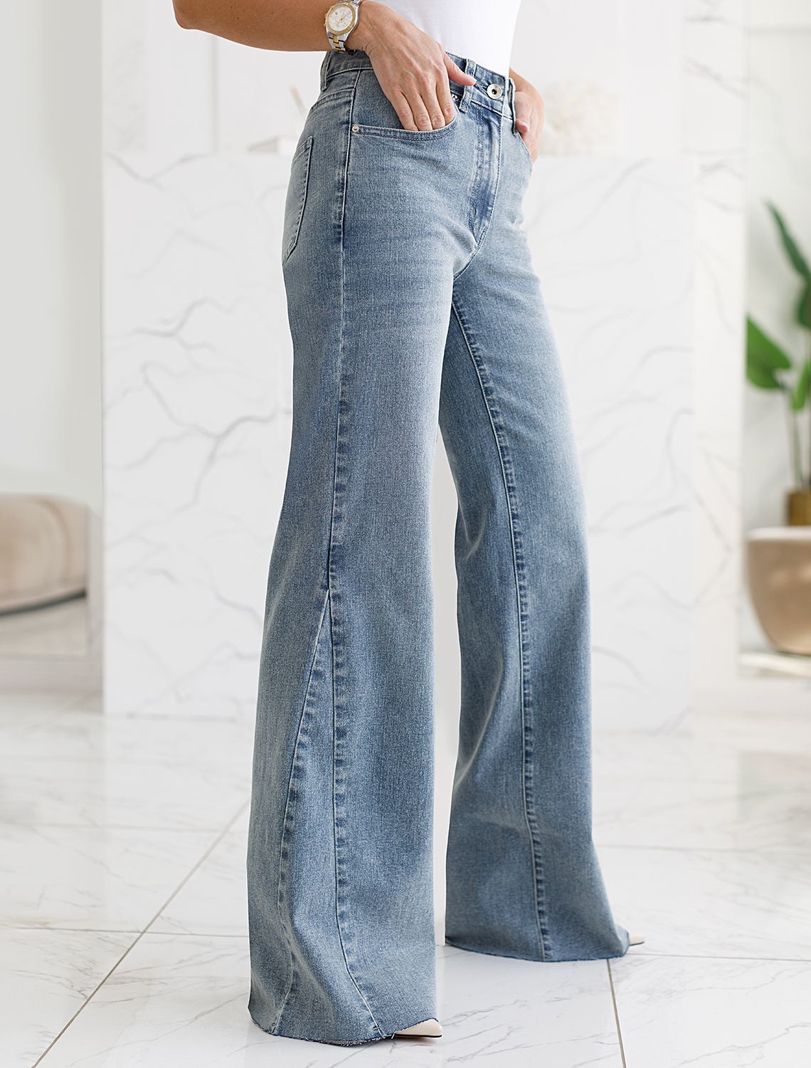 картинка Джинсы женские голубой магазин Одежда+ являющийся официальным дистрибьютором в России 