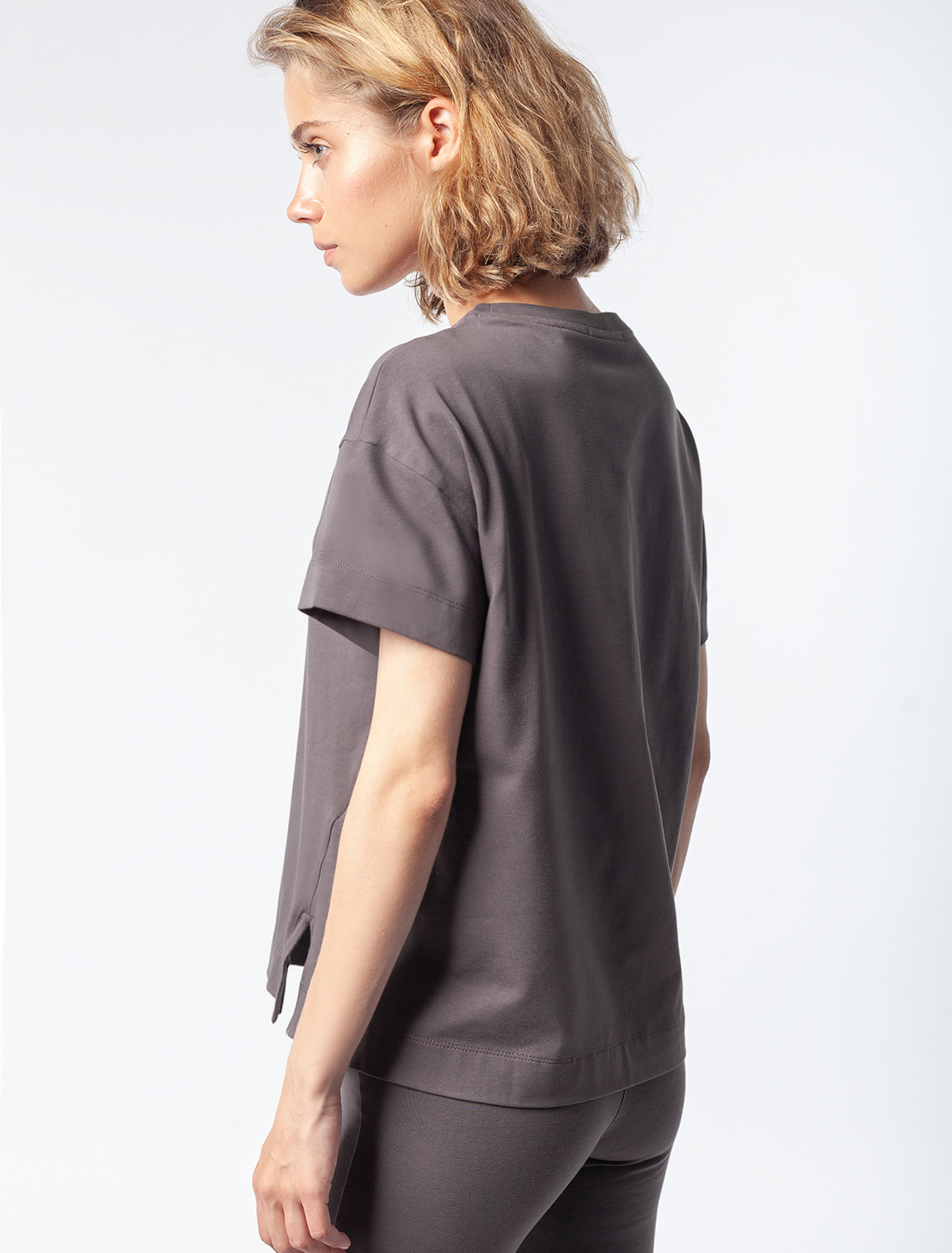 картинка Футболка женская темно-серый_eucalyptus от магазина Одежда+