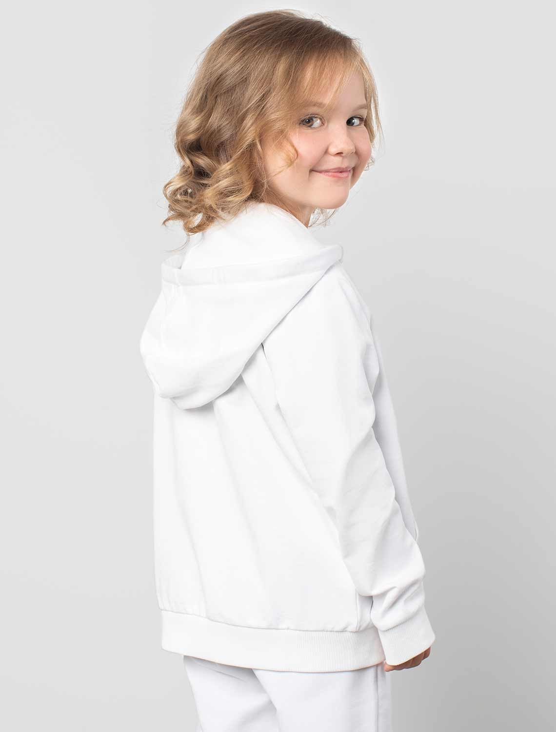картинка Джемпер для девочки белый от магазина Одежда+