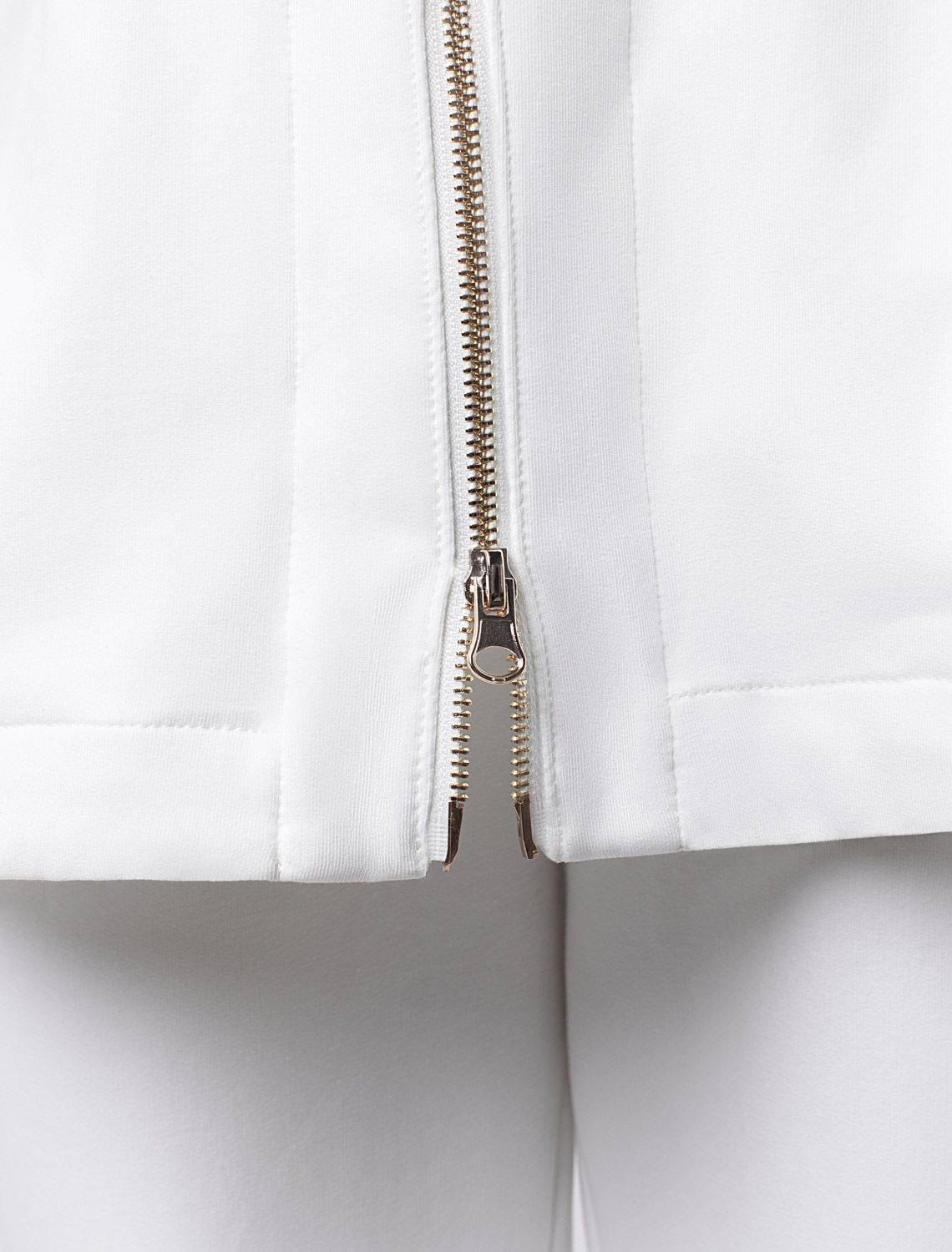 картинка Джемпер женский белый от магазина Одежда+