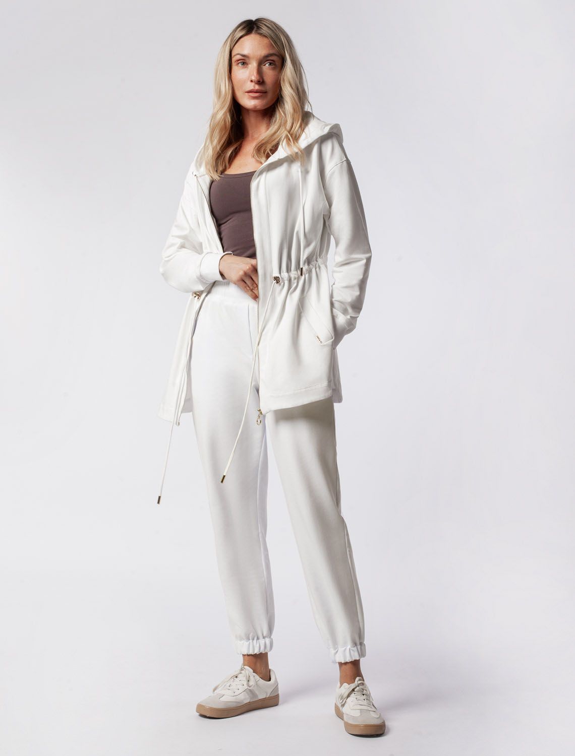 картинка Брюки женские белый от магазина Одежда+