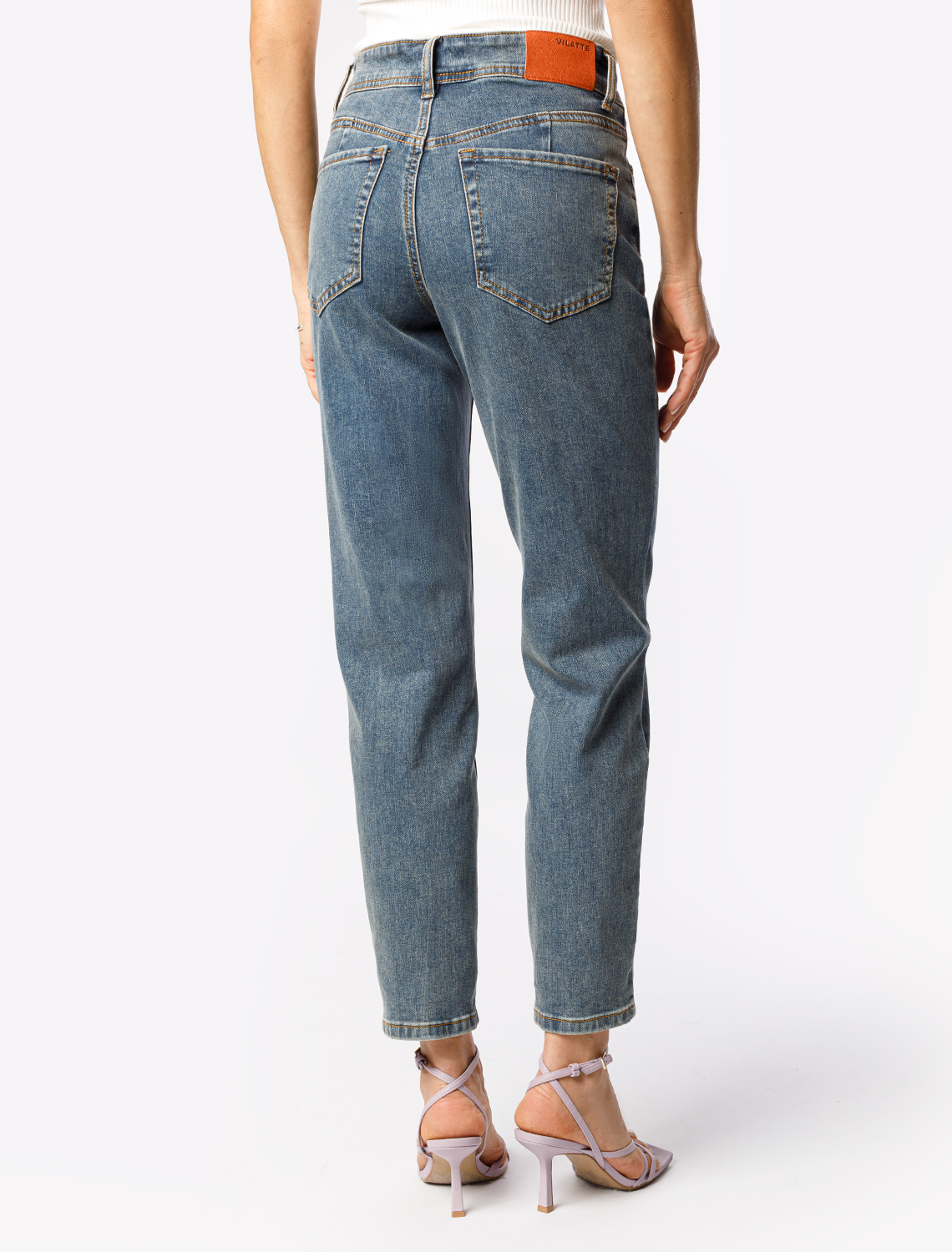 картинка Джинсы женские серо-голубой от магазина Одежда+