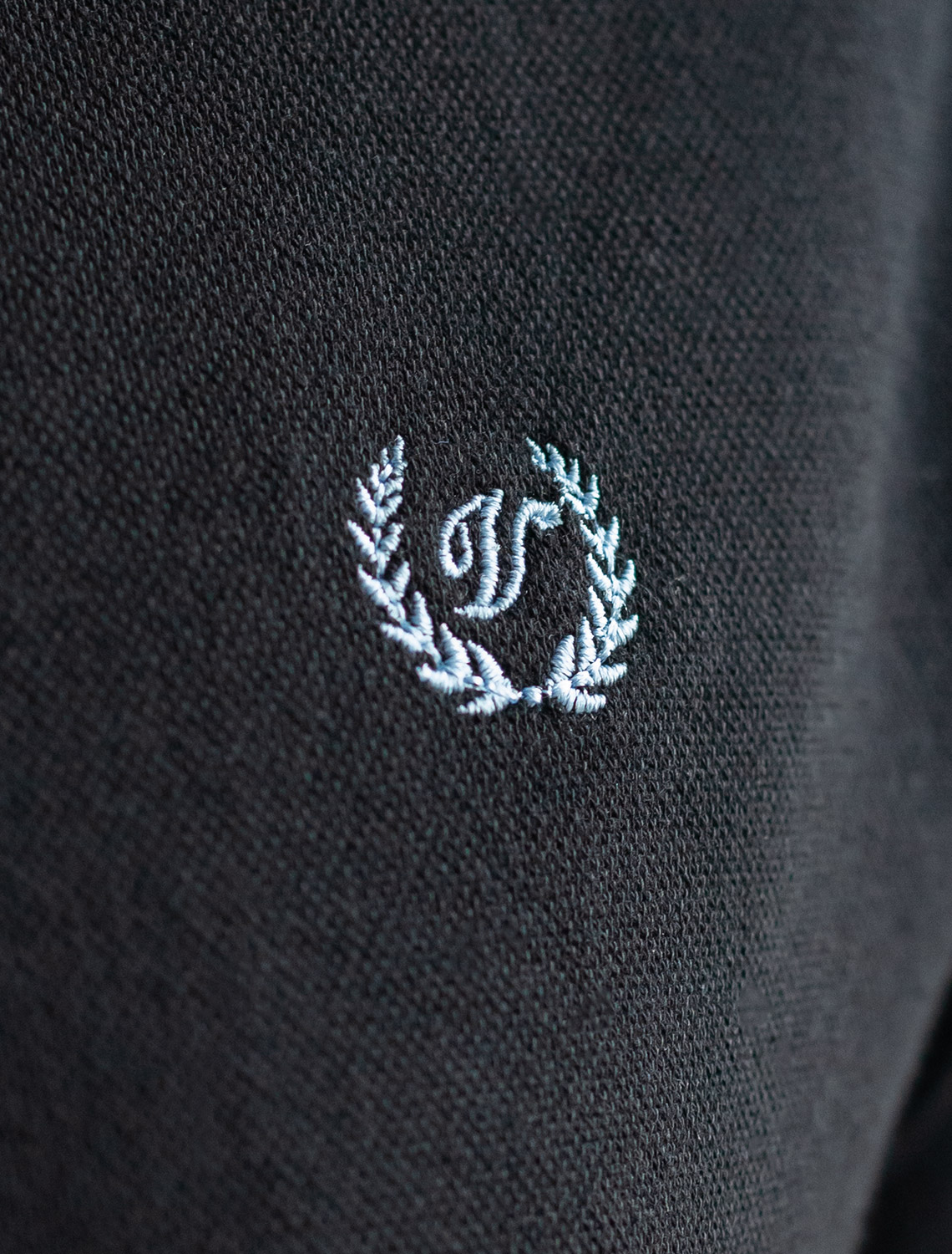 картинка Футболка мужская черный от магазина Одежда+