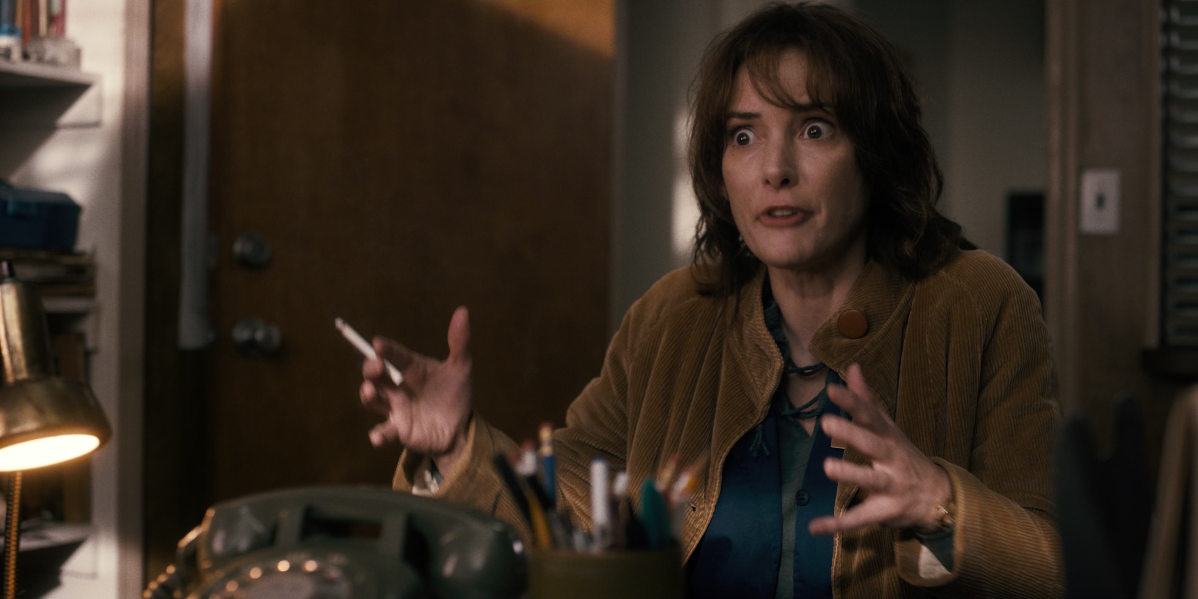 Stranger Things (2016), wide, 2.00:1 — film still