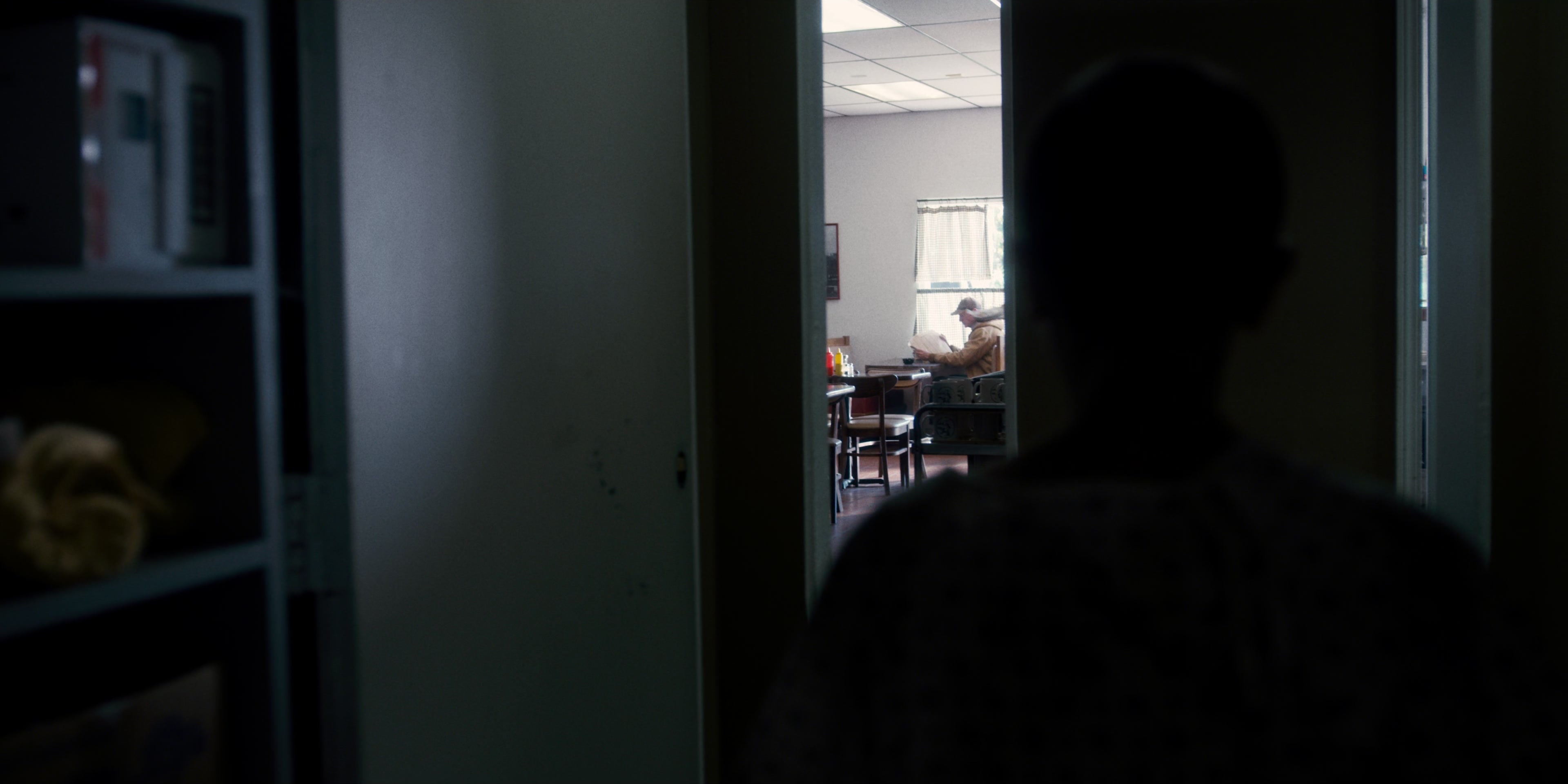 Stranger Things (2016), wide, 2.00:1 — film still
