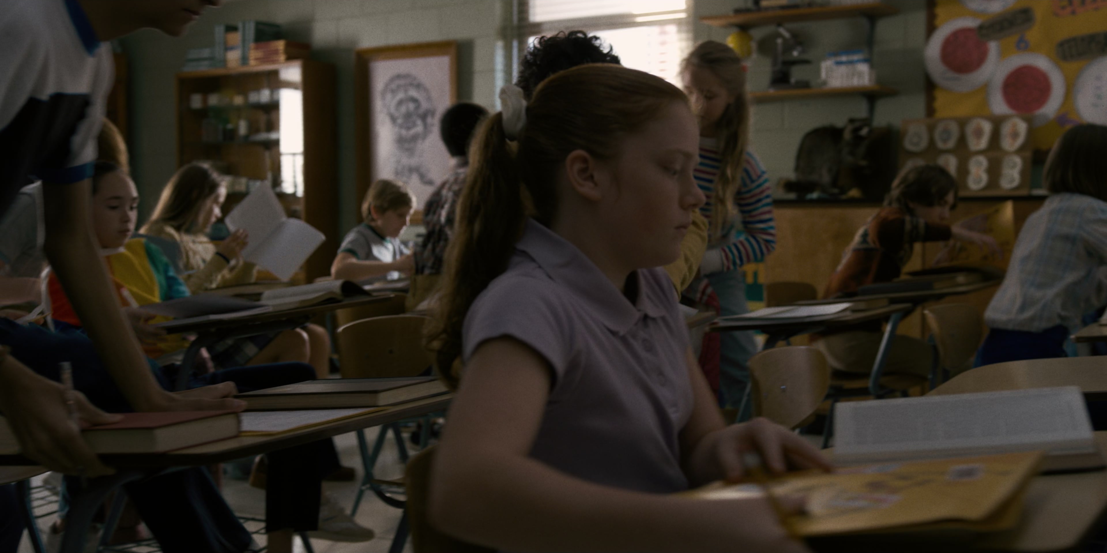 Stranger Things (2016), wide, 2.00:1 — film still