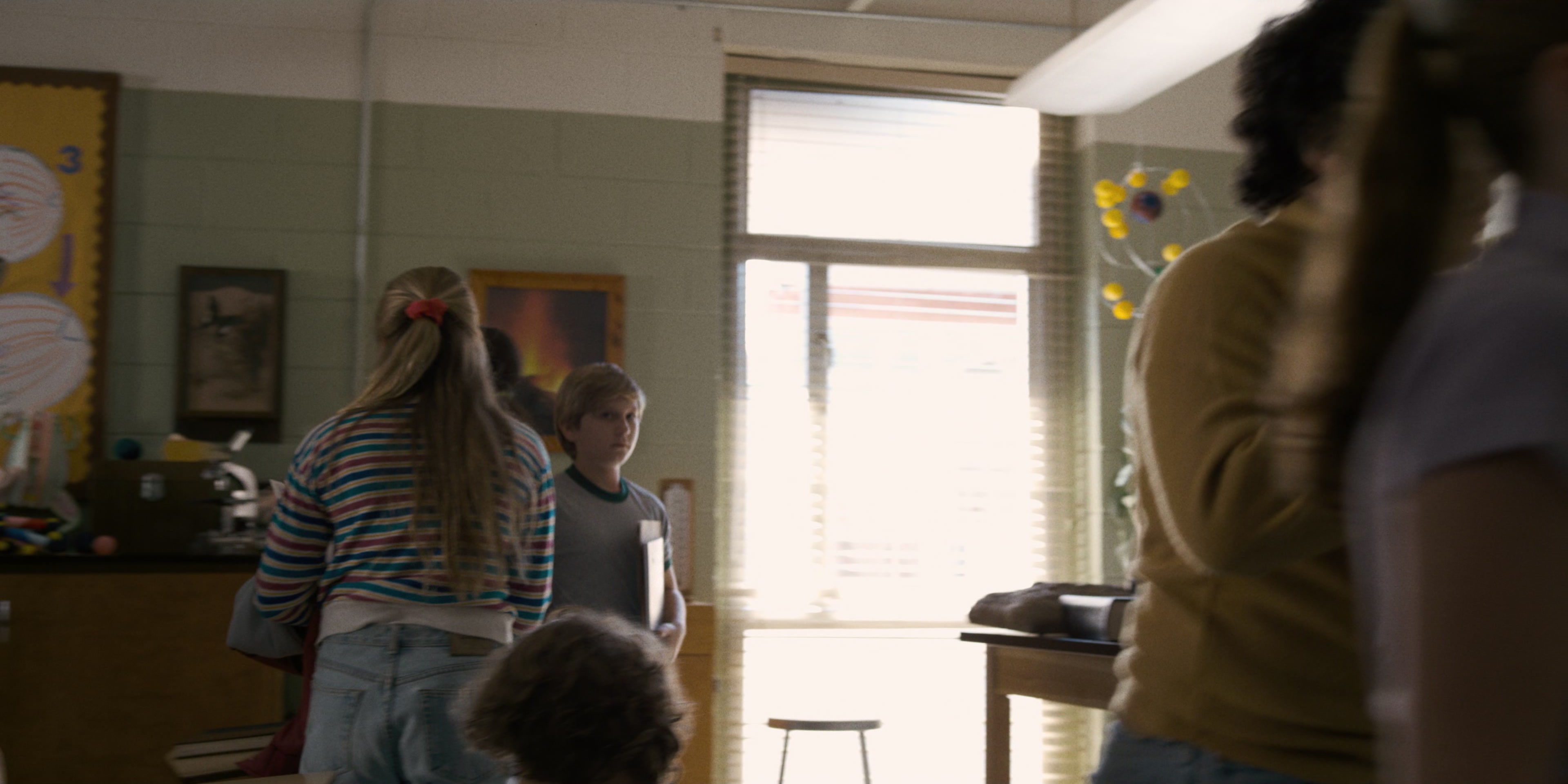 Stranger Things (2016), wide, 2.00:1 — film still