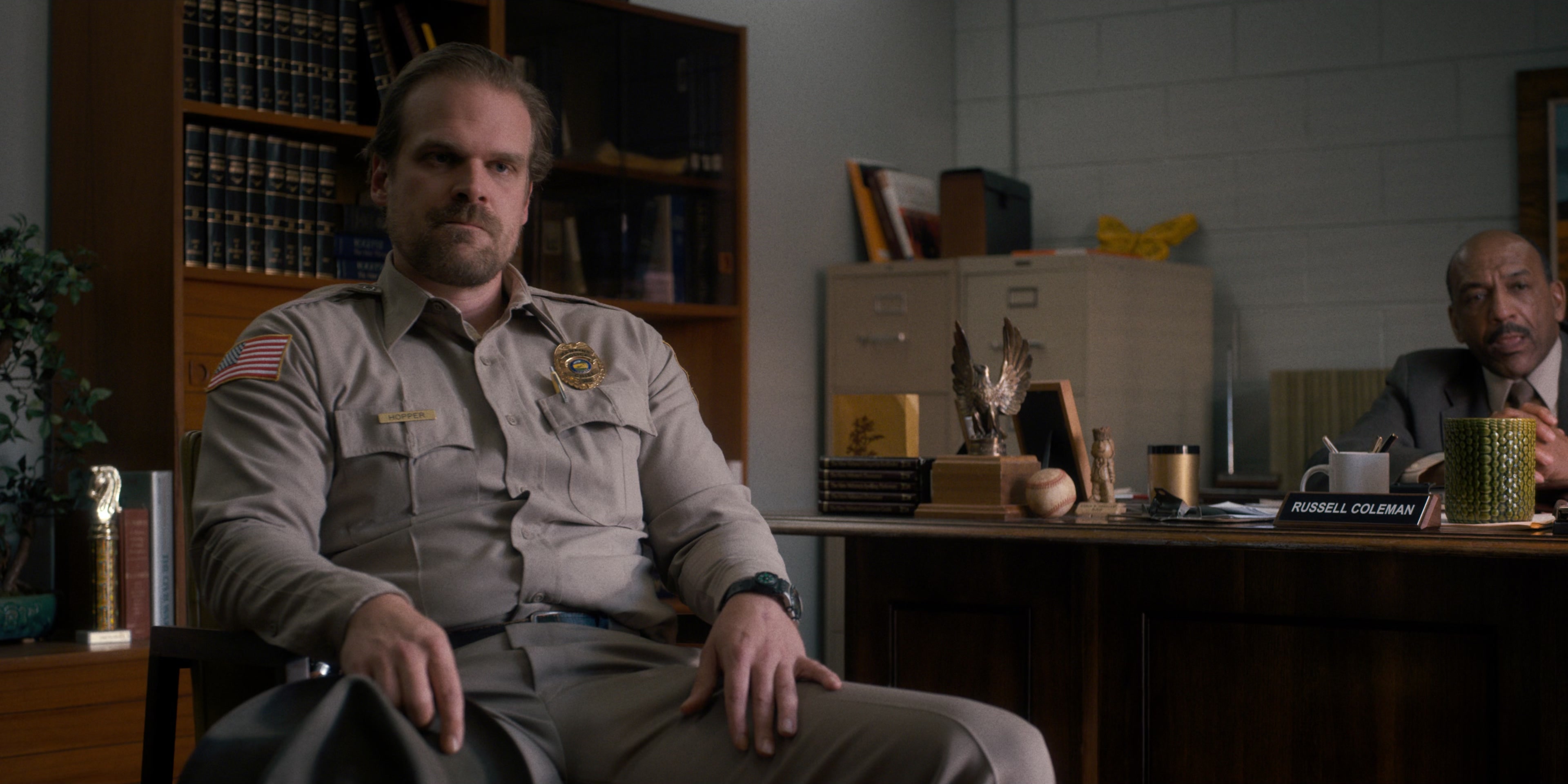 Stranger Things (2016), wide, 2.00:1 — film still