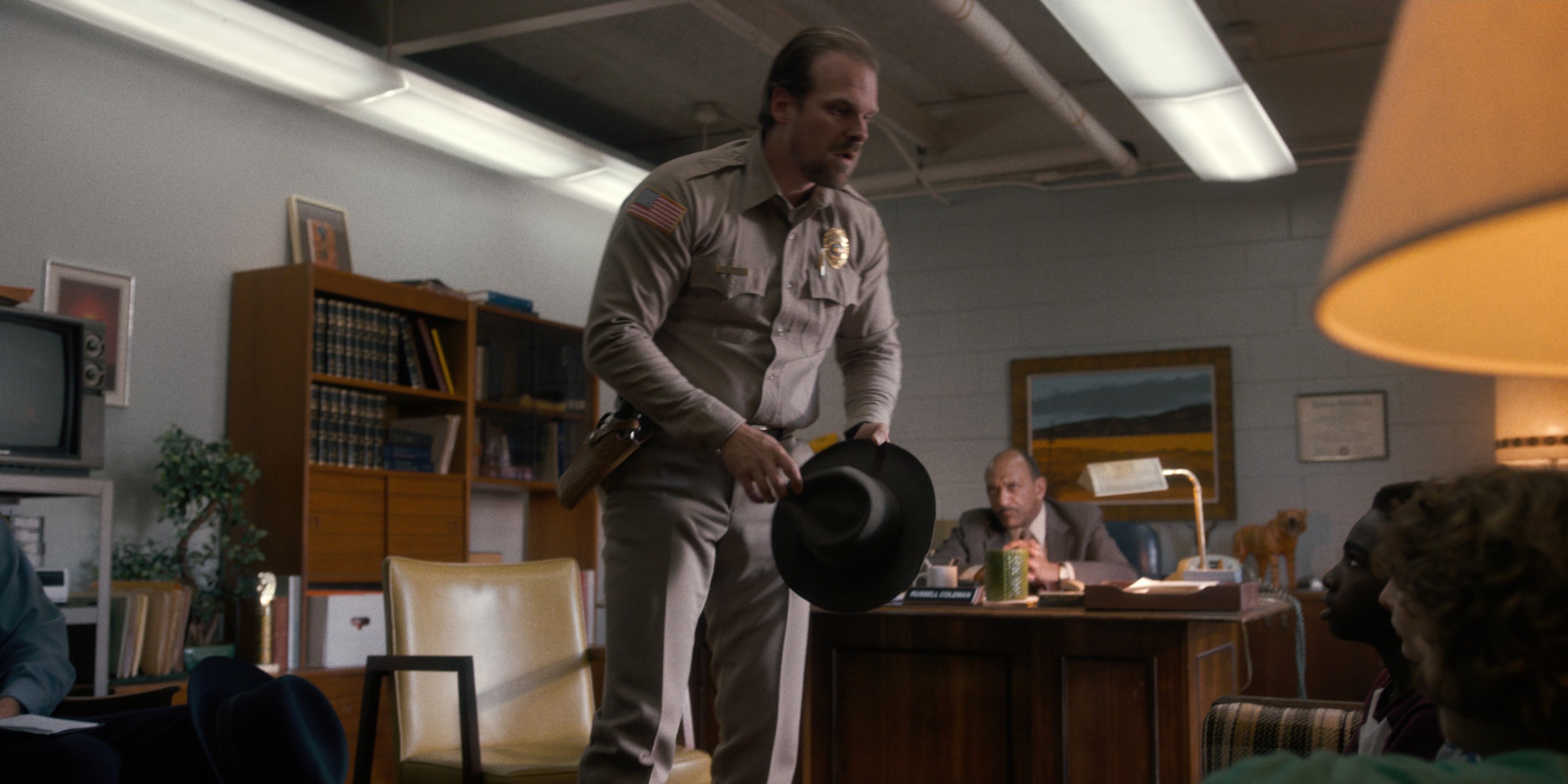 Stranger Things (2016), wide, 2.00:1 — film still