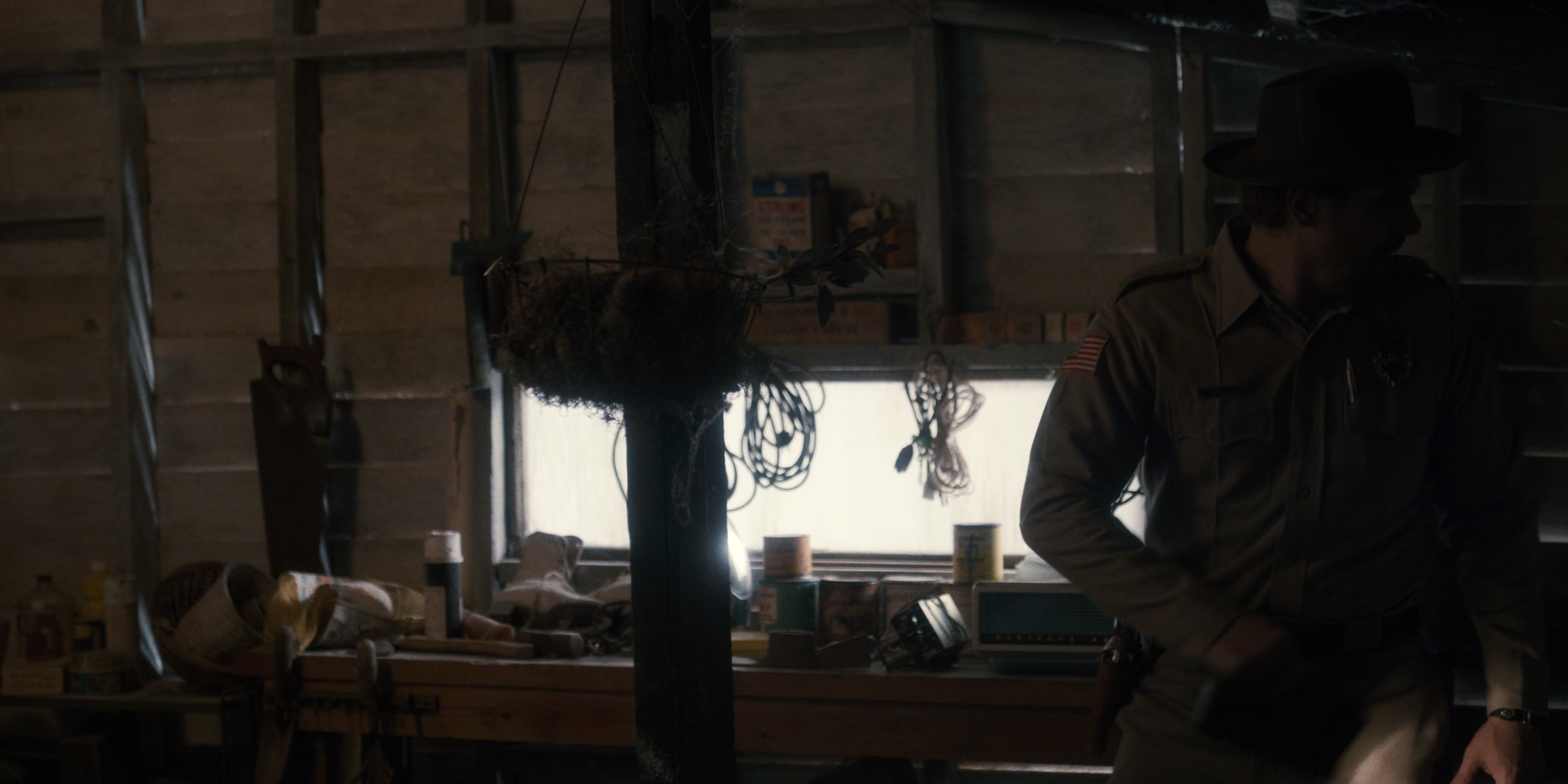 Stranger Things (2016), wide, 2.00:1 — film still