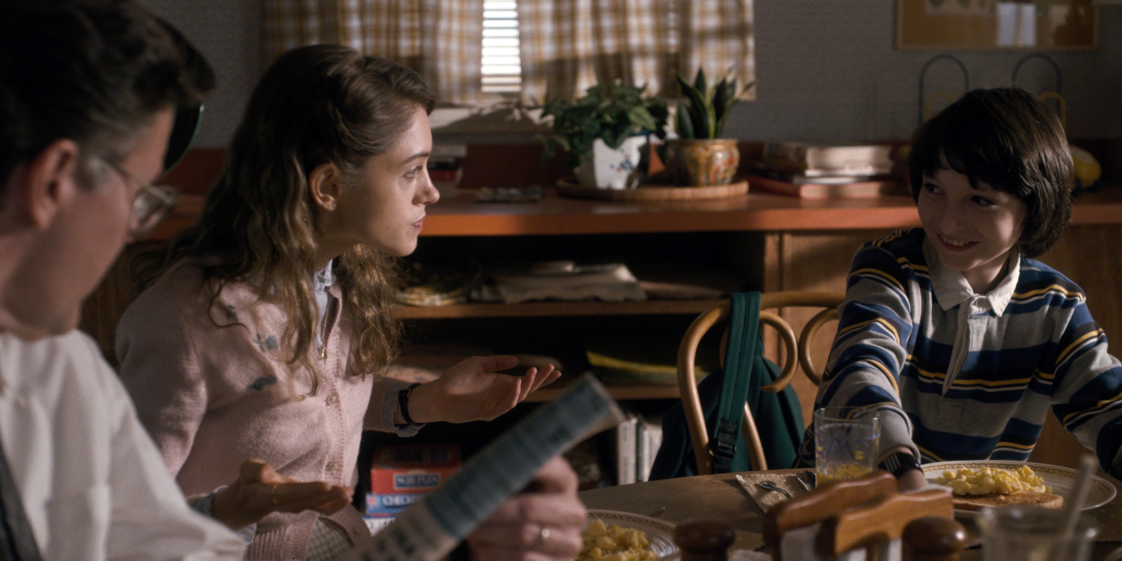 Stranger Things (2016), wide, 2.00:1 — film still