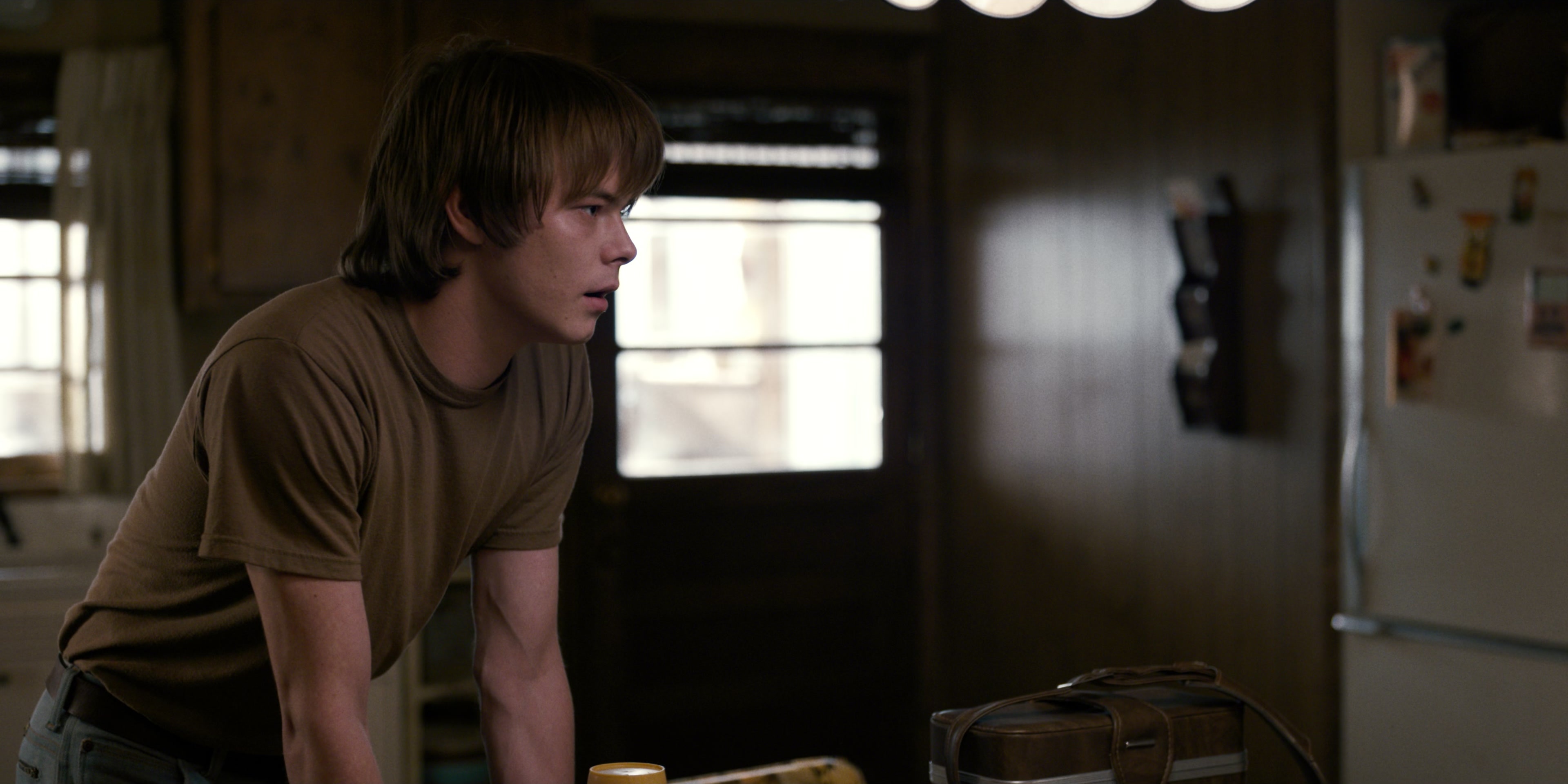 Stranger Things (2016), wide, 2.00:1 — film still