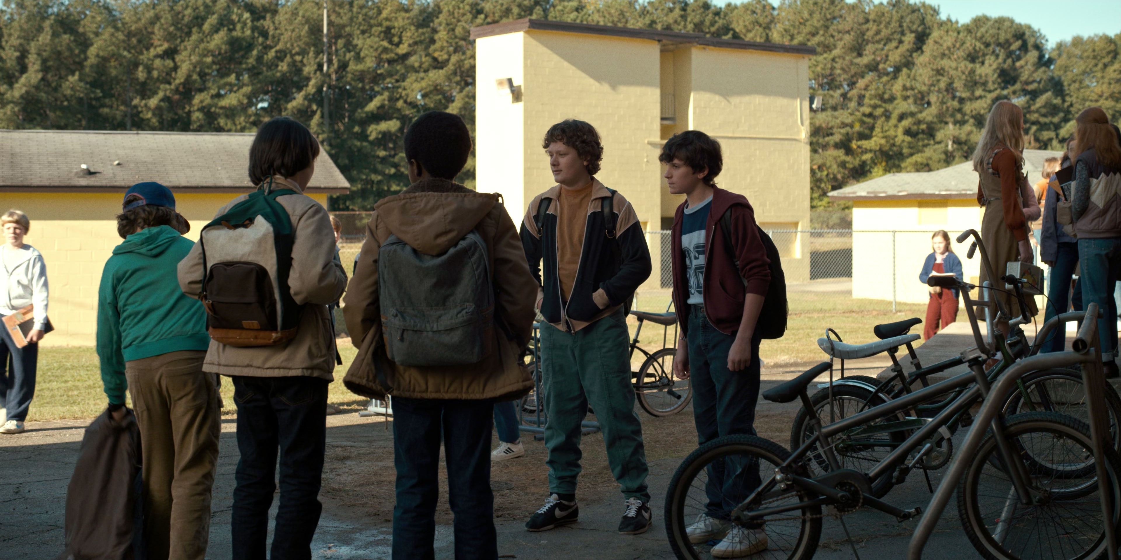 Stranger Things (2016), wide, 2.00:1 — film still