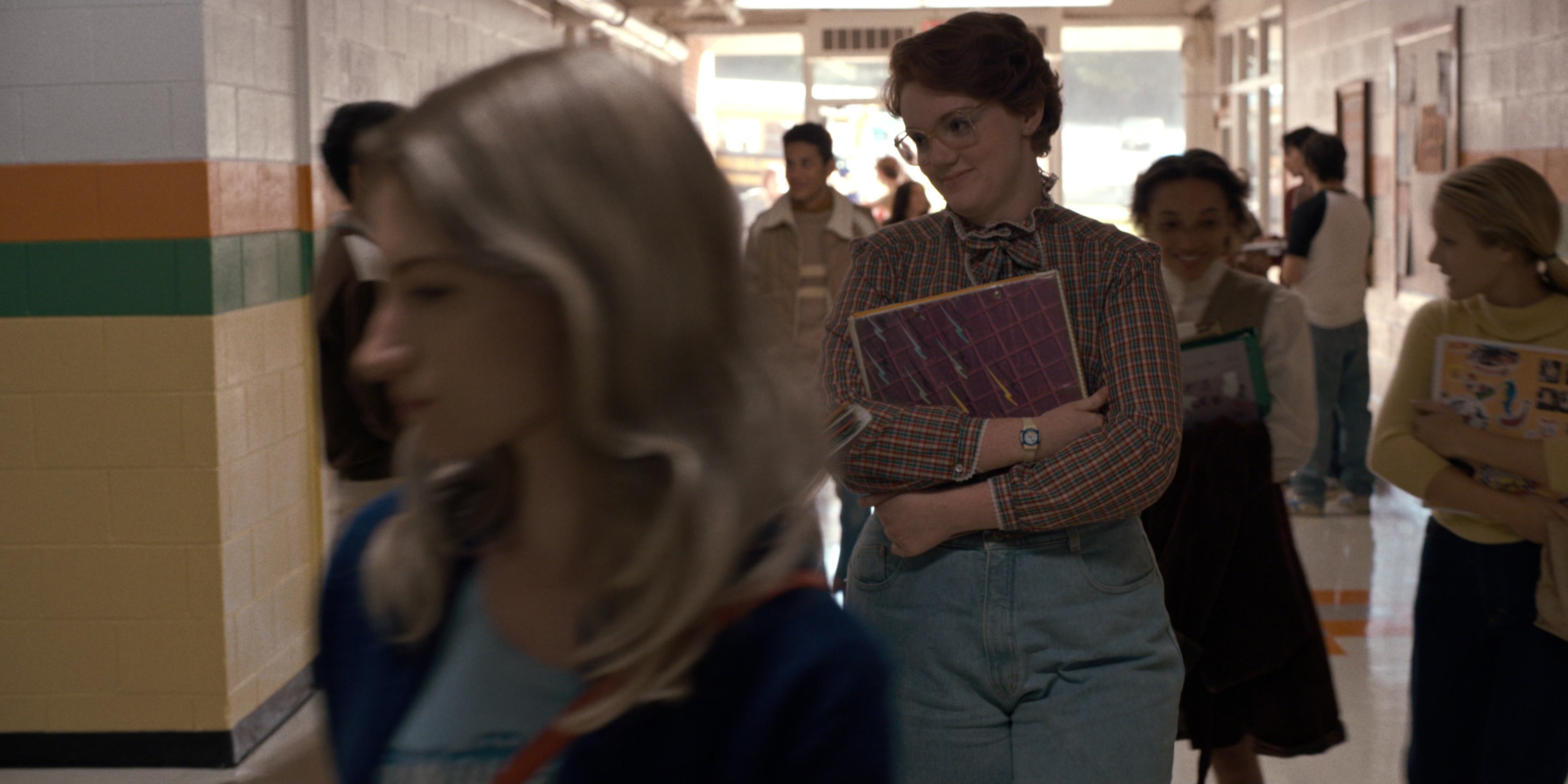 Stranger Things (2016), wide, 2.00:1 — film still