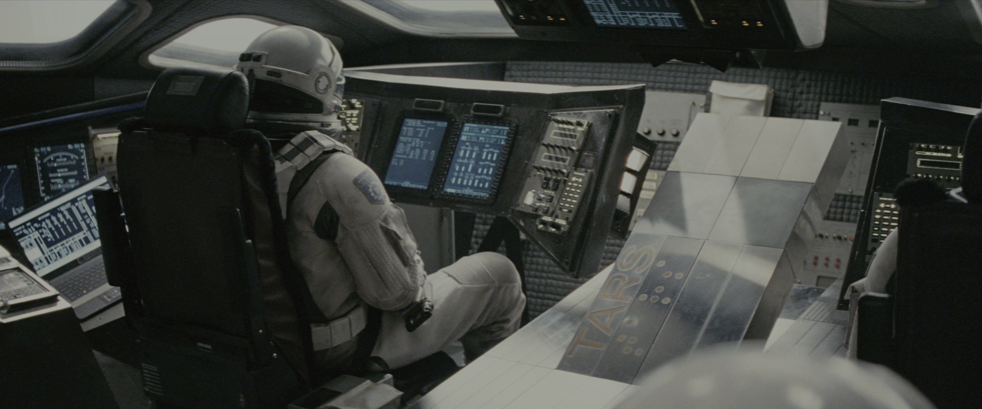 Interstellar (2014), wide, 2.40:1 — film still