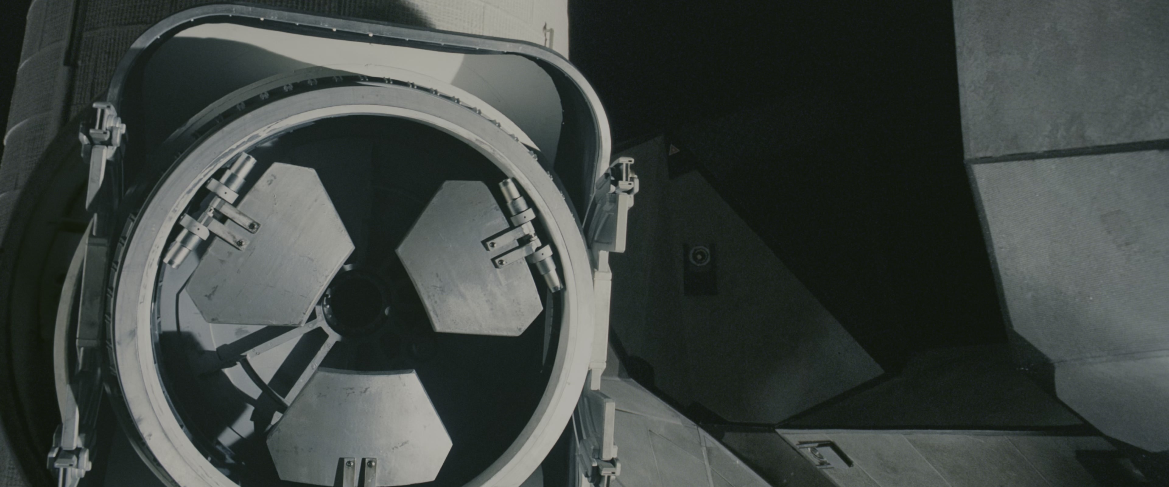 Interstellar (2014), wide, 2.40:1 — film still