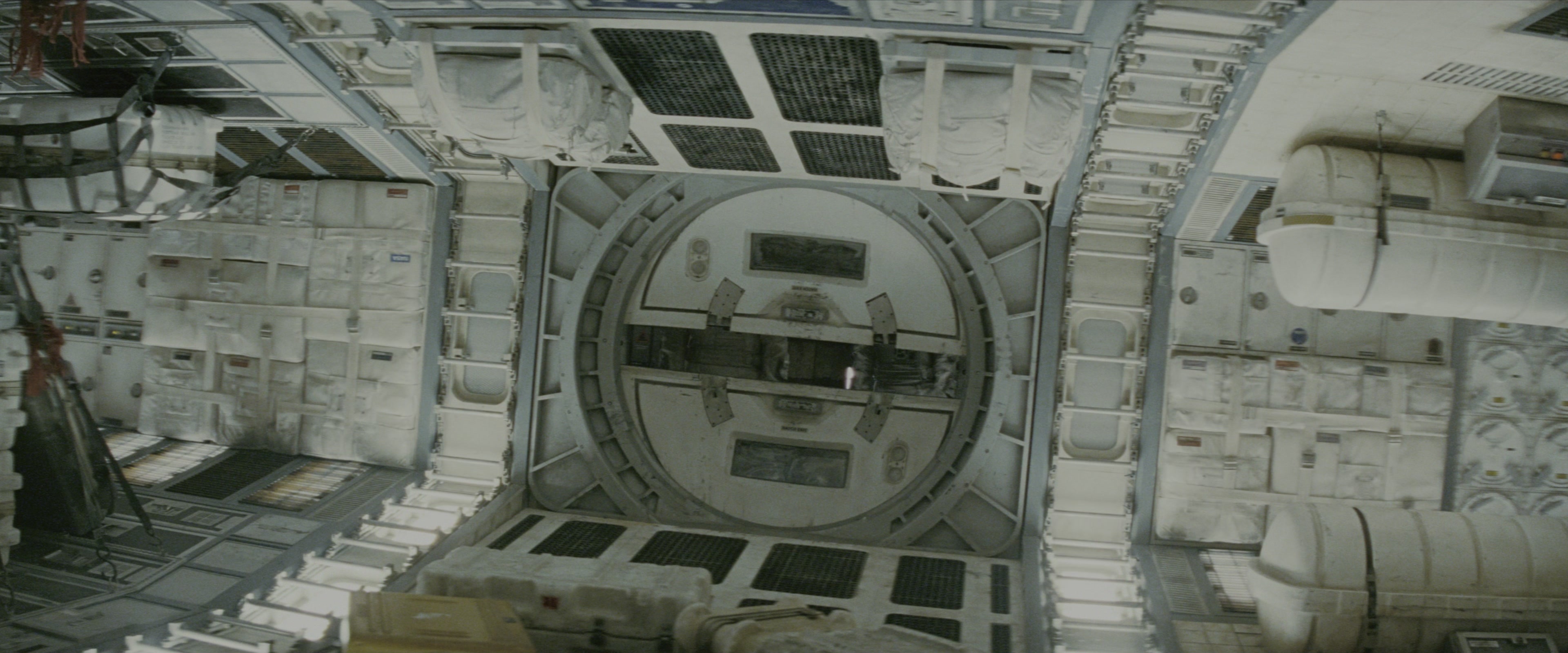 Interstellar (2014), wide, 2.40:1 — film still