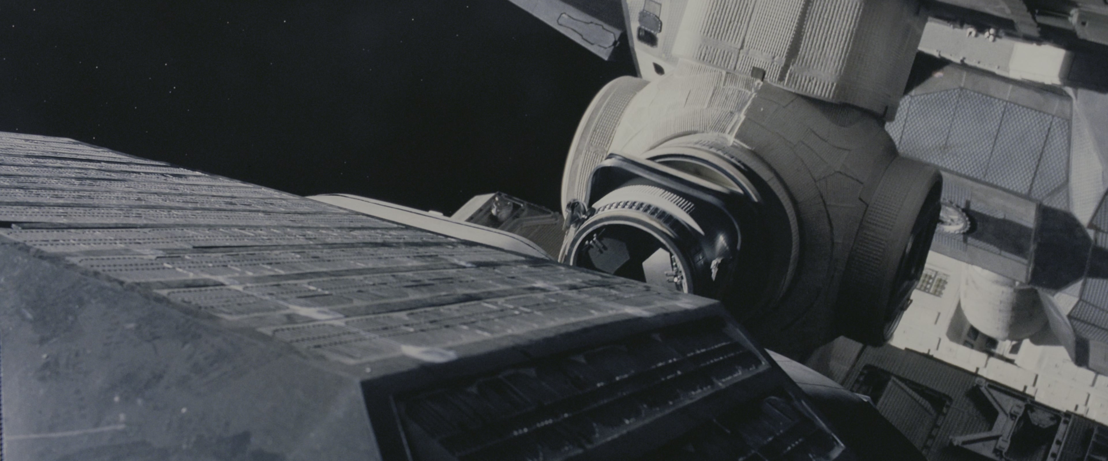 Interstellar (2014), wide, 2.40:1 — film still