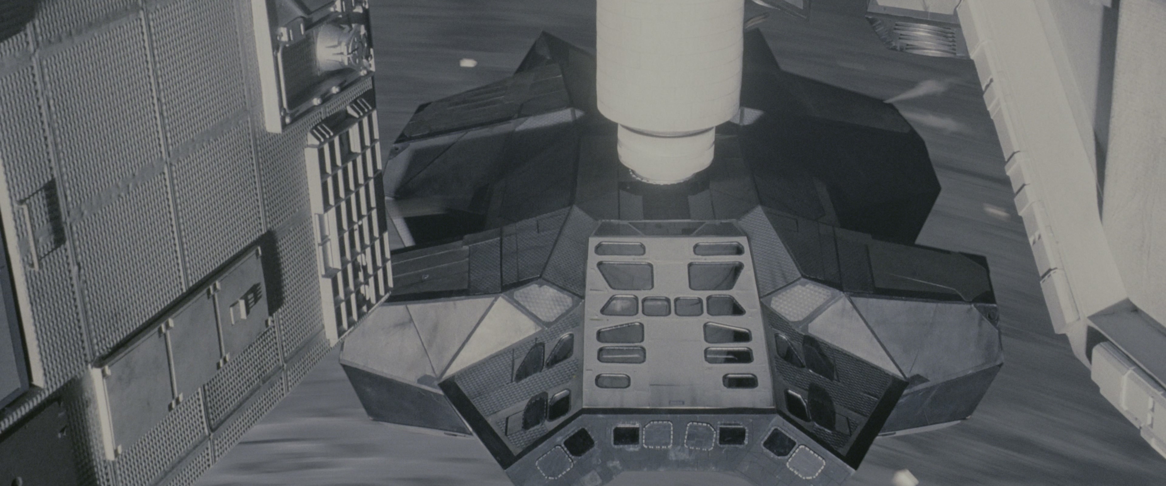 Interstellar (2014), wide, 2.40:1 — film still