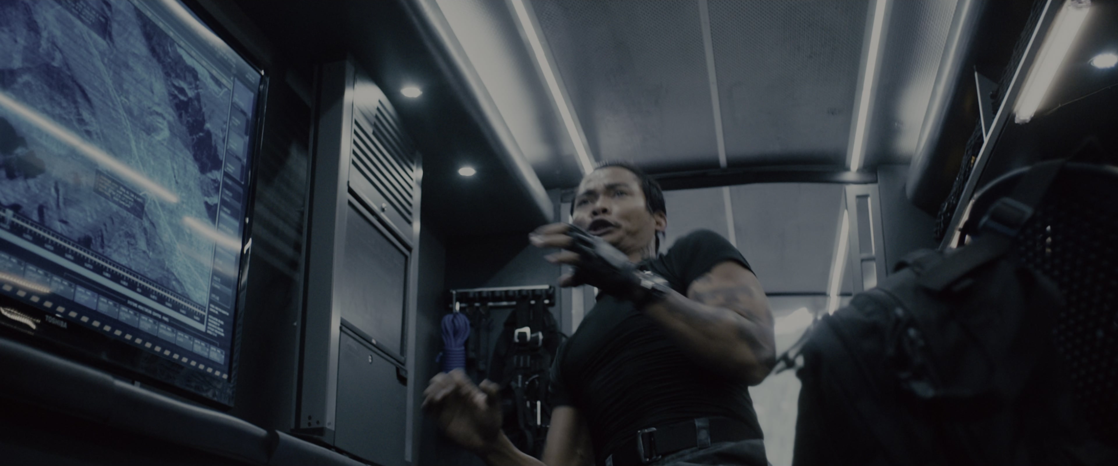 Fast & Furious 7 (2015), wide, 2.40:1 — film still
