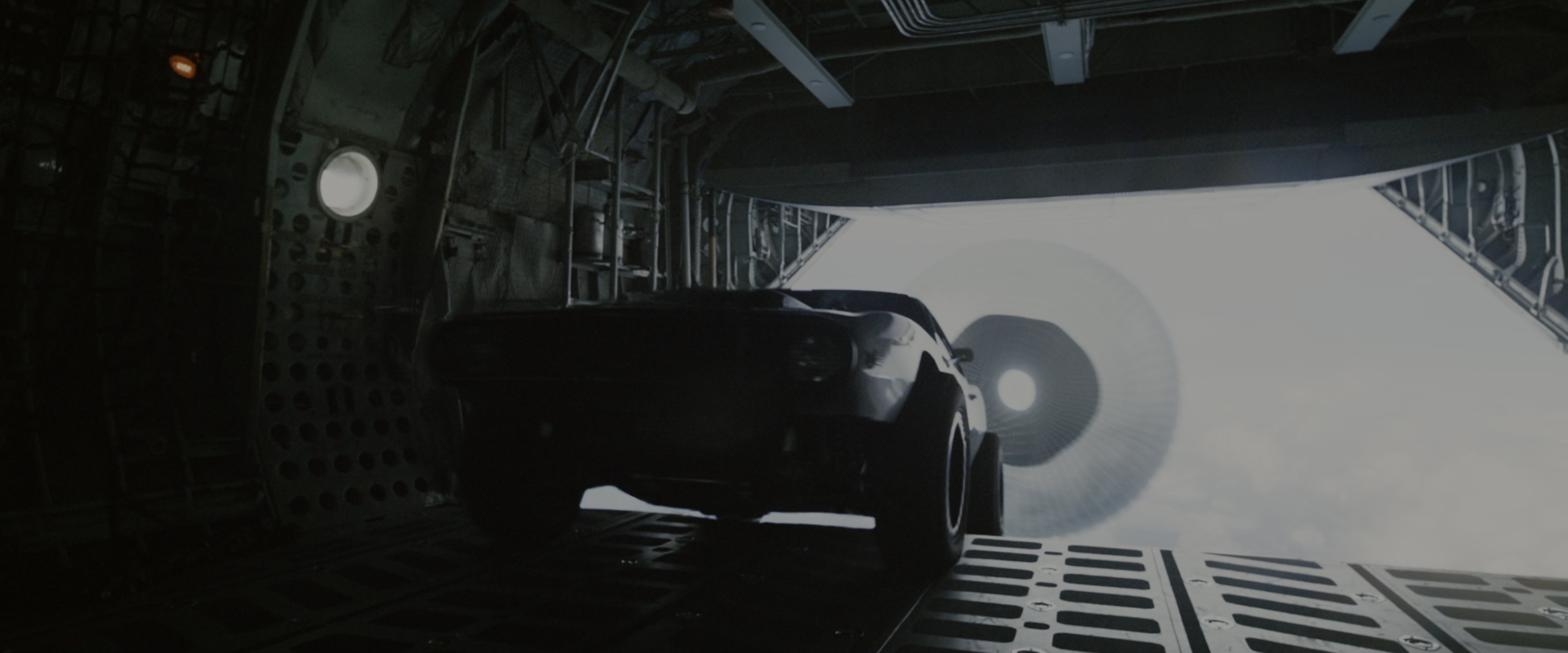 Fast & Furious 7 (2015), wide, 2.40:1 — film still