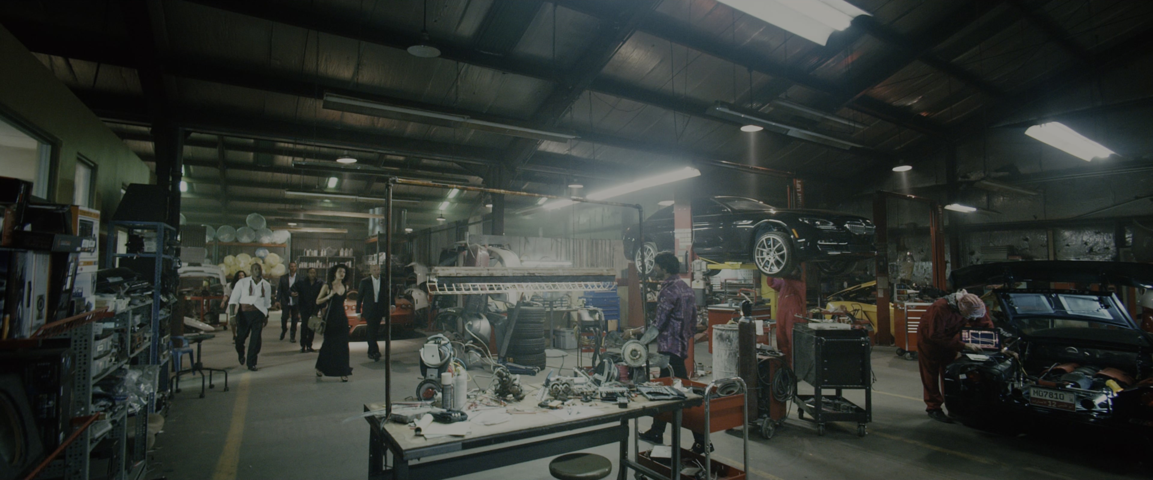 Fast & Furious 7 (2015), wide, 2.40:1 — film still