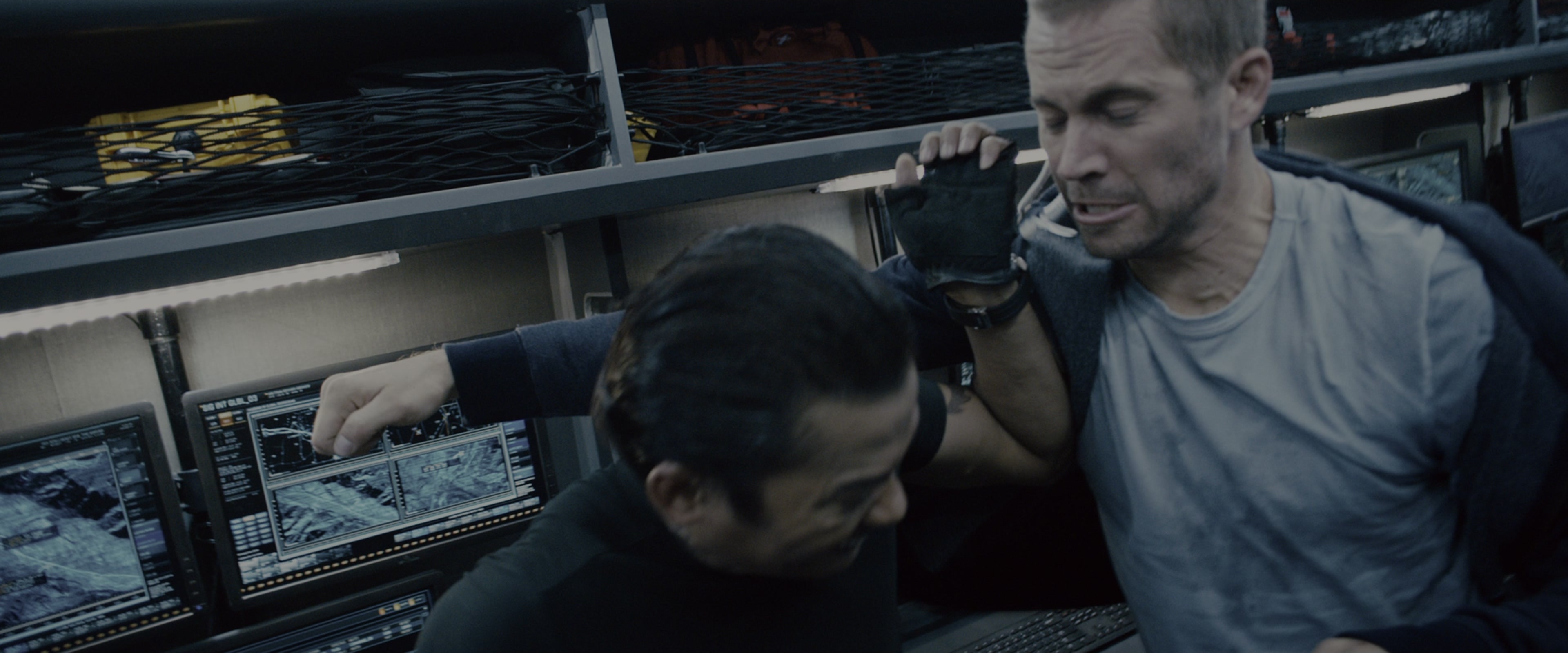 Fast & Furious 7 (2015), wide, 2.40:1 — film still