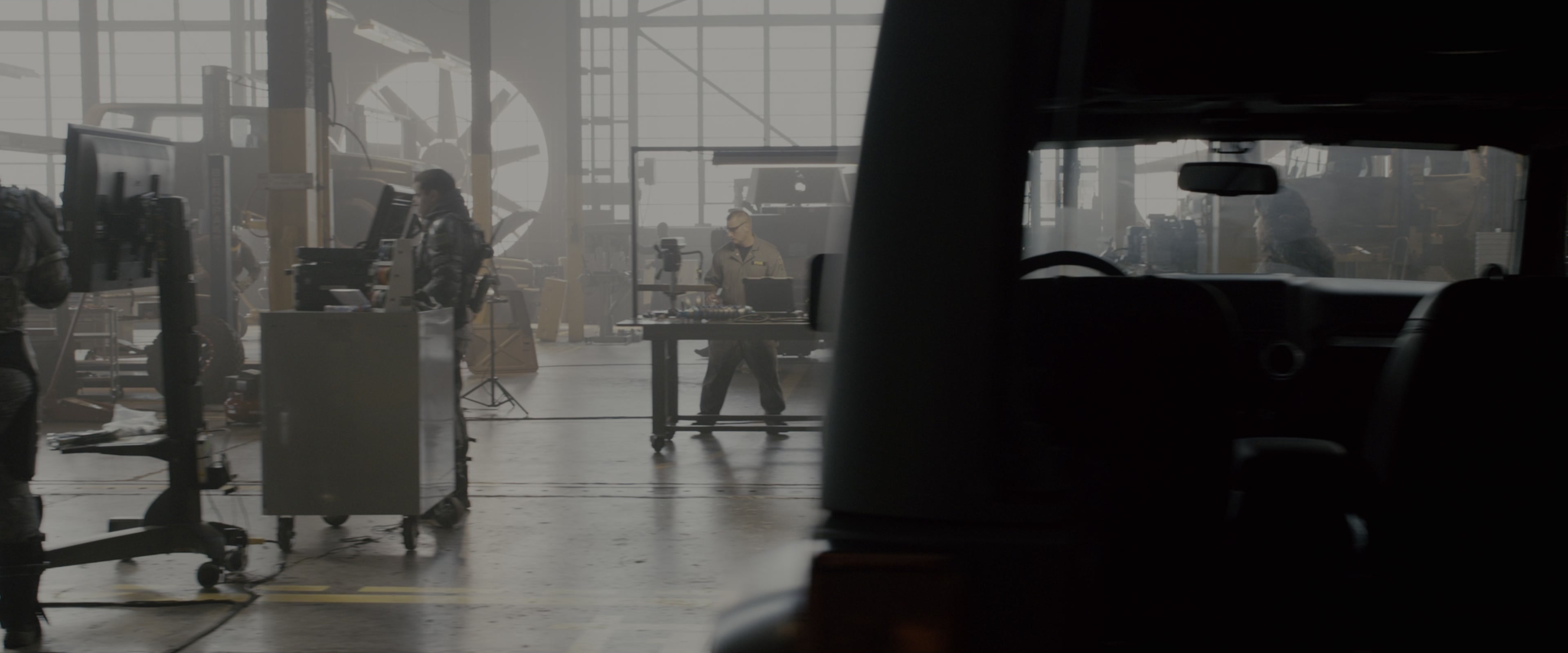 Fast & Furious 7 (2015), wide, 2.40:1 — film still