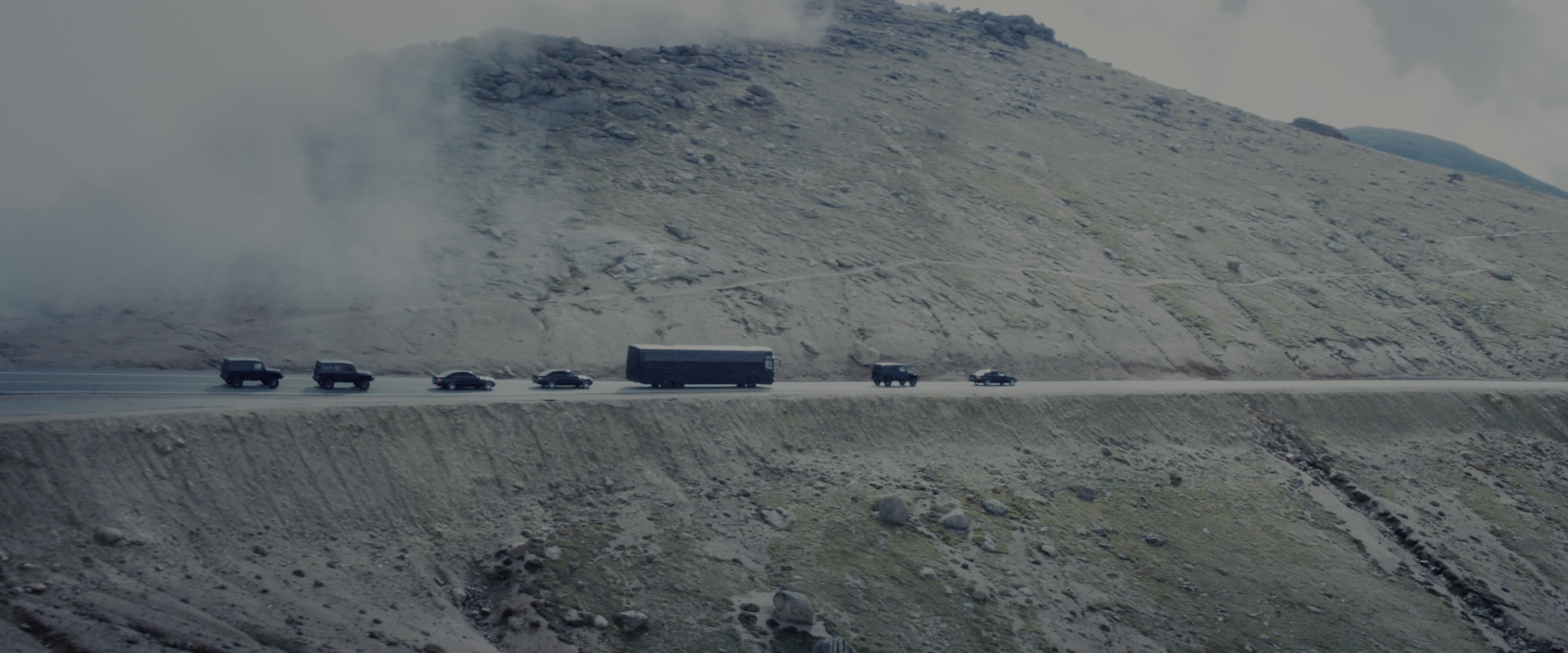 Fast & Furious 7 (2015), wide, 2.40:1 — film still